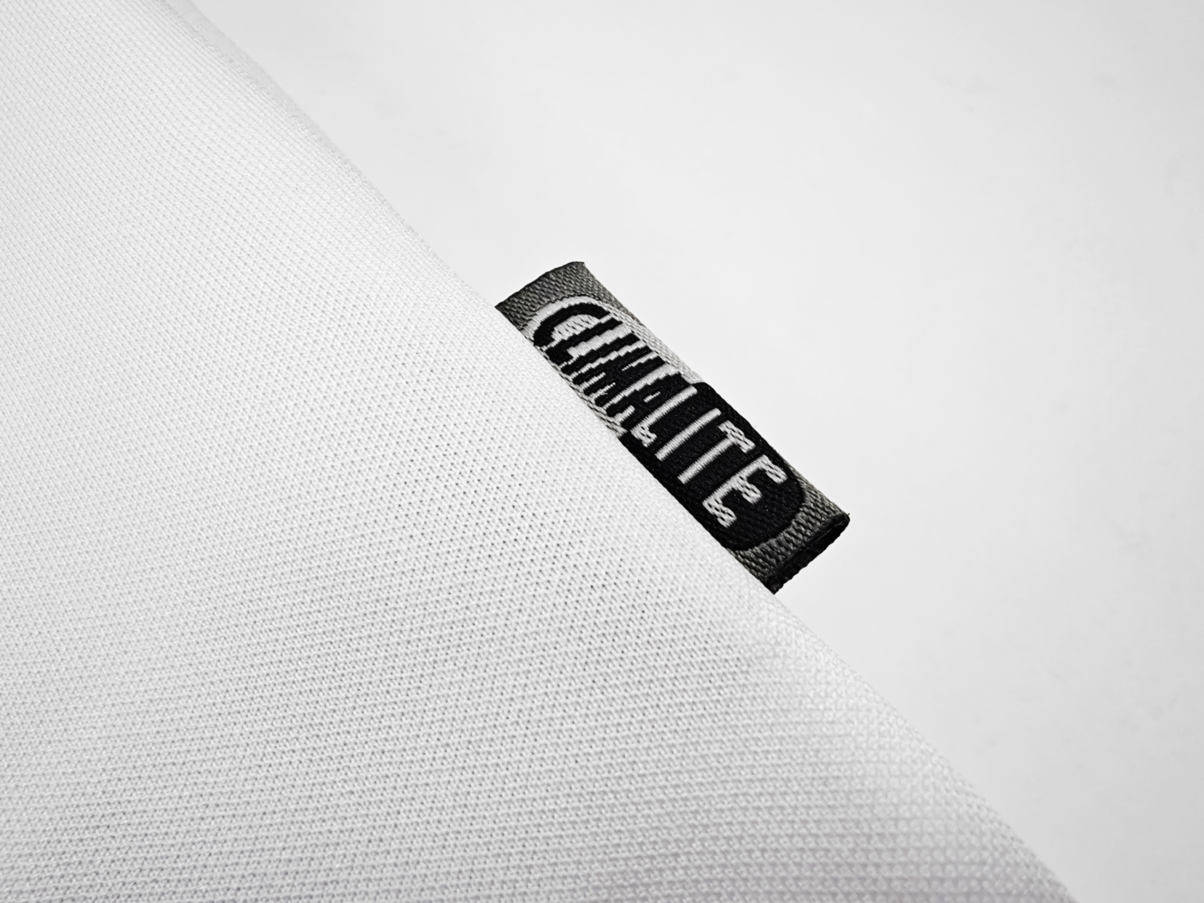 Camisola principal Real Madrid 2003/2004 - Versão adepto 8