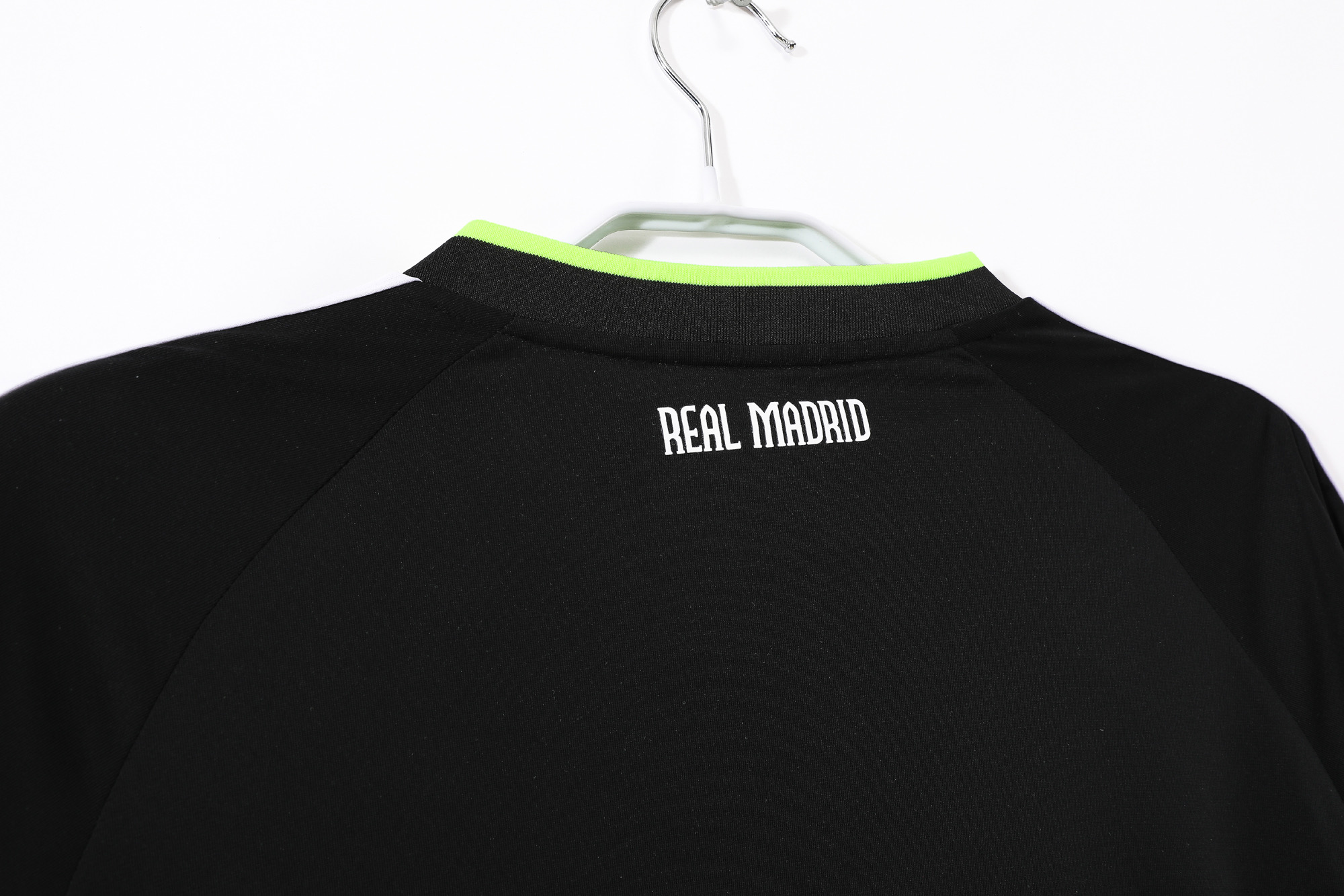 Camisola alternativa Real Madrid 2010/2011 - Versão adepto 7