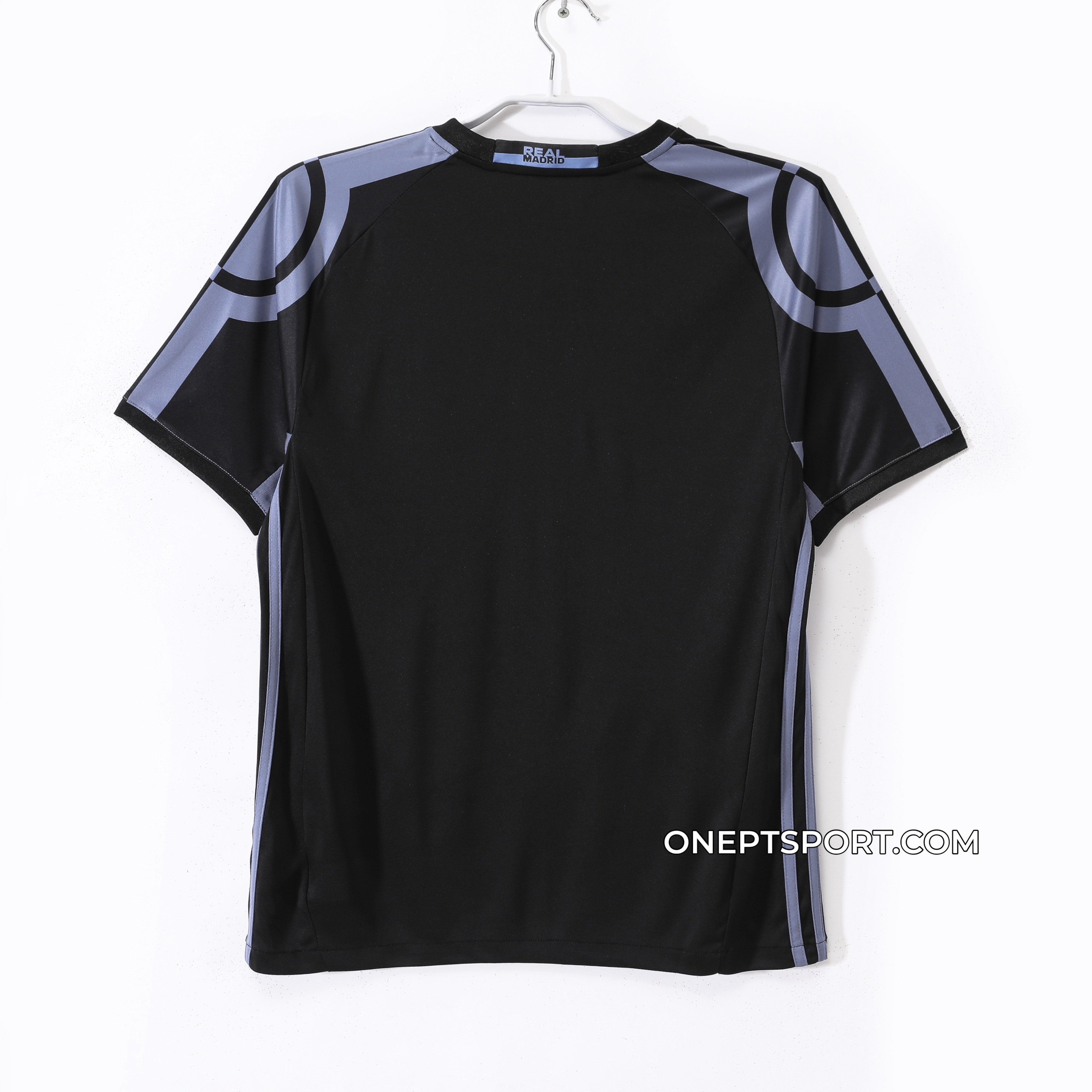 3ª Camisola Real Madrid 2016/2017 - Versão adepto 3