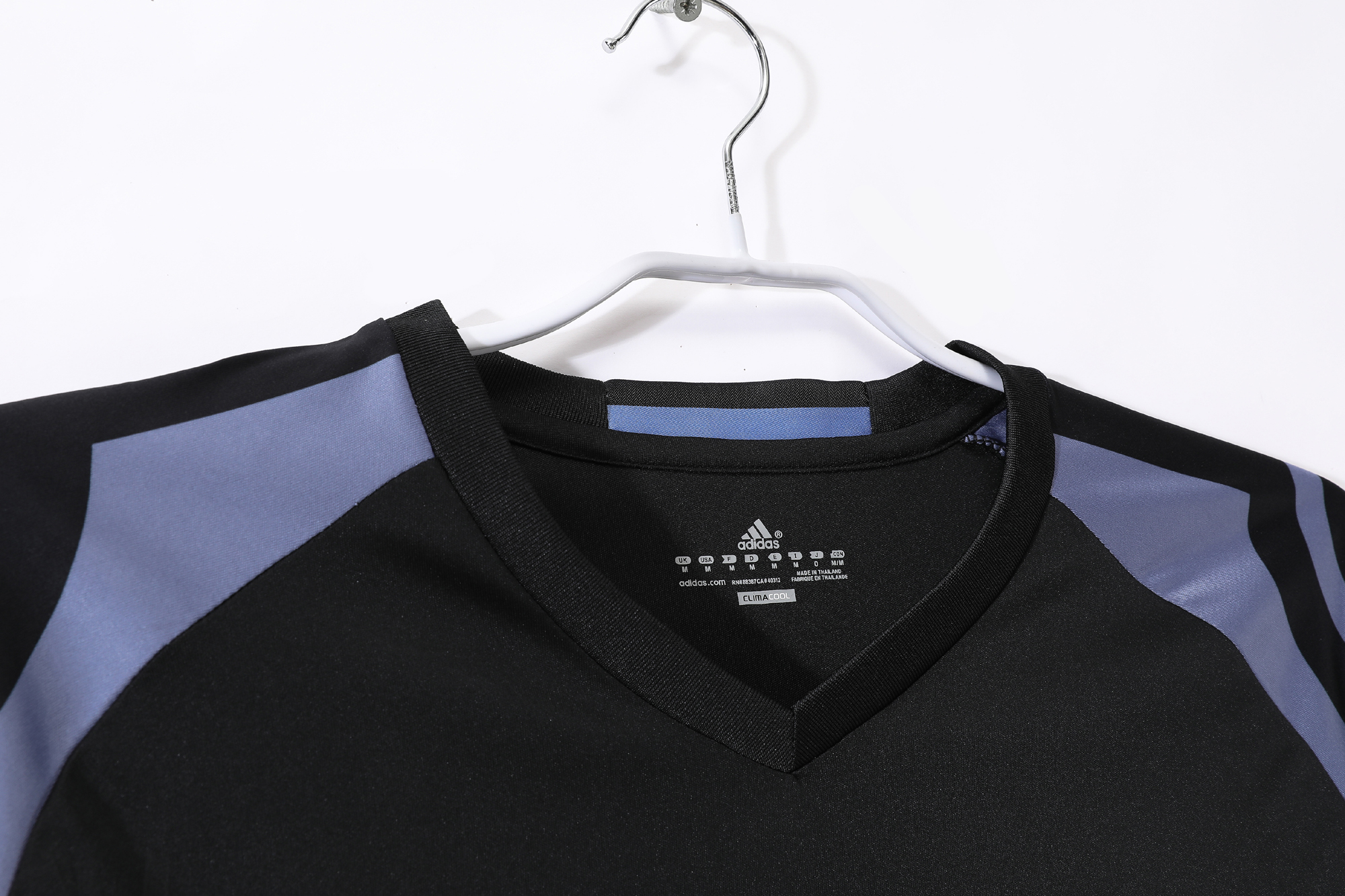 3ª Camisola Real Madrid 2016/2017 - Versão adepto 5