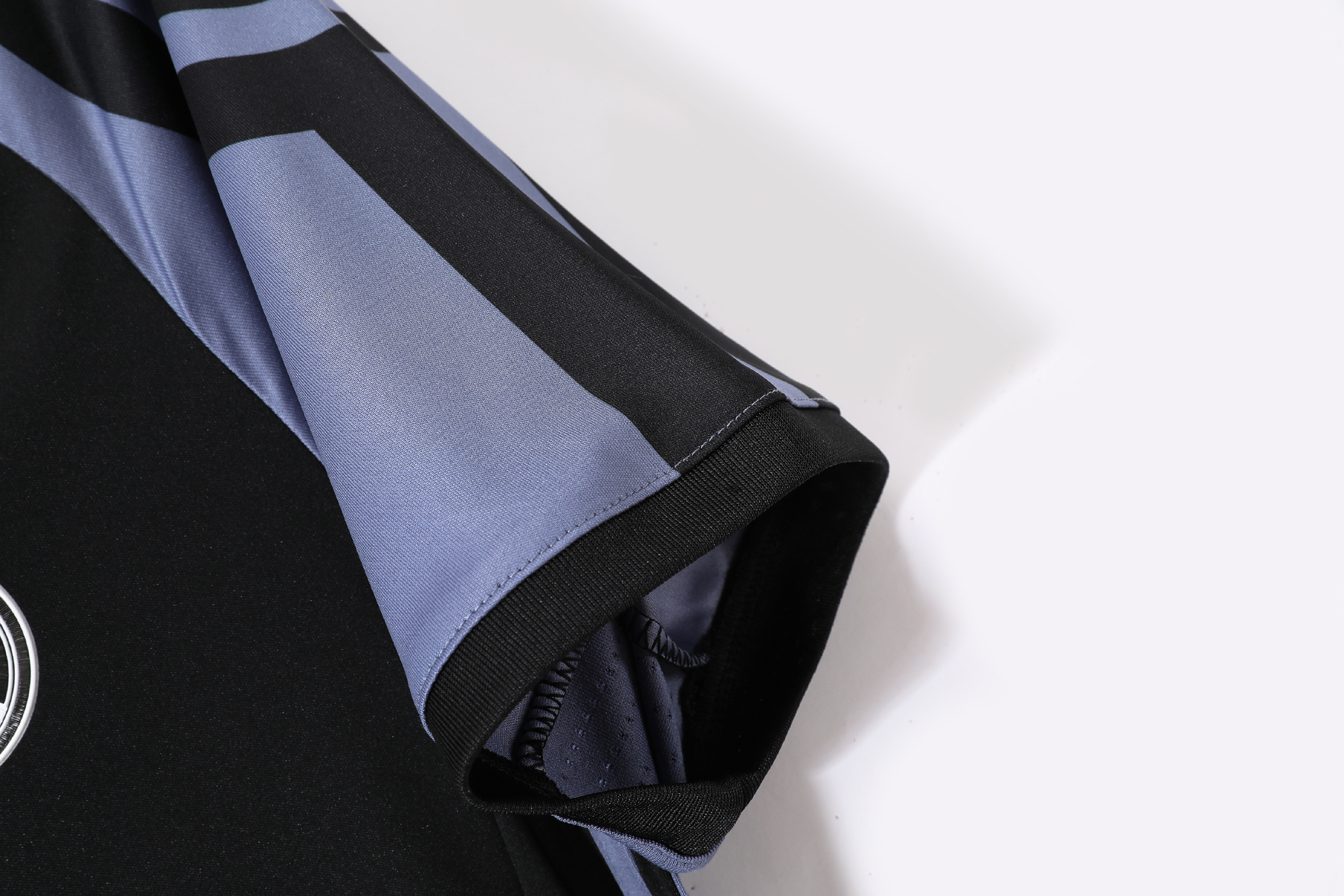 3ª Camisola Real Madrid 2016/2017 - Versão adepto 9