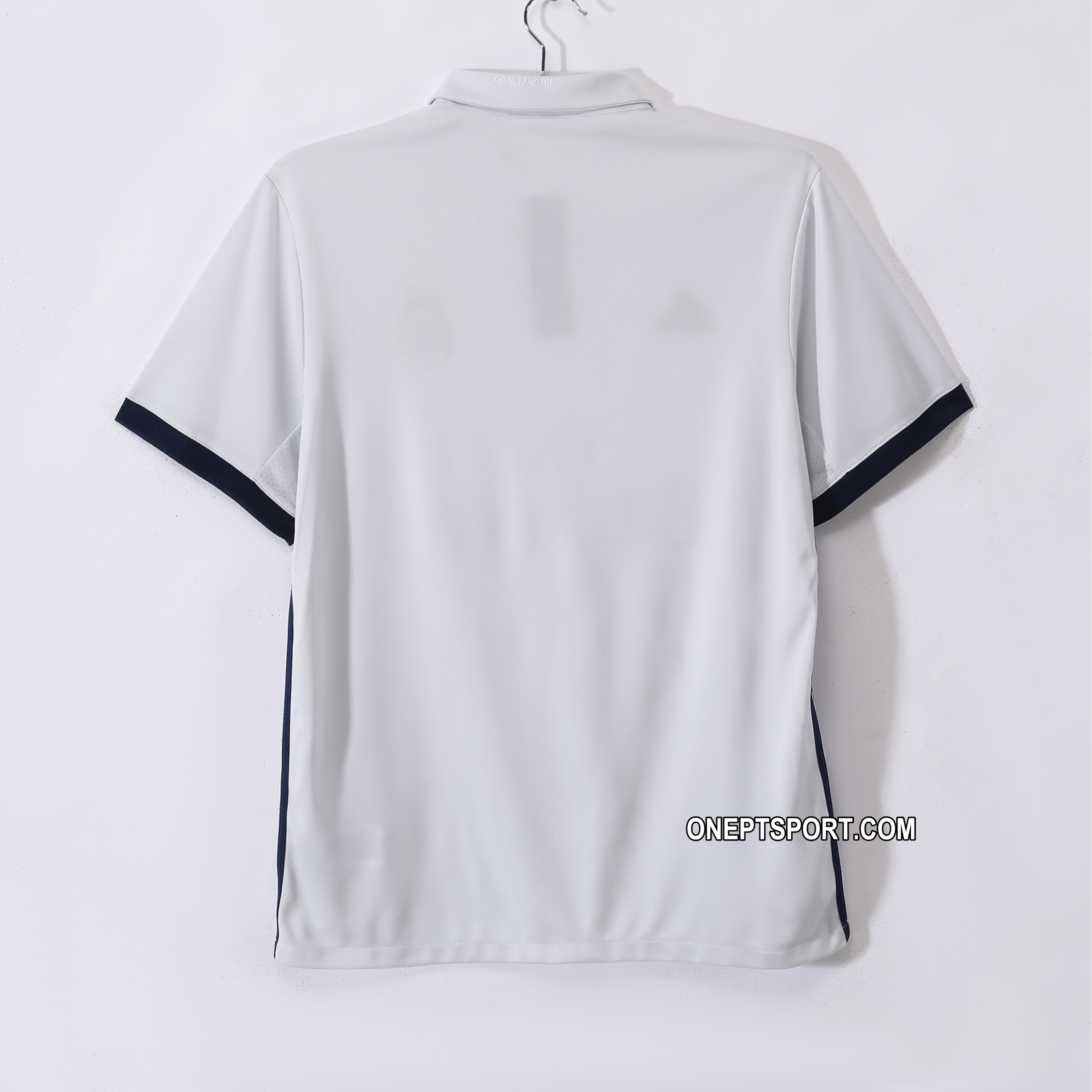 Camisola principal Real Madrid 2016/2017 - Versão adepto 3