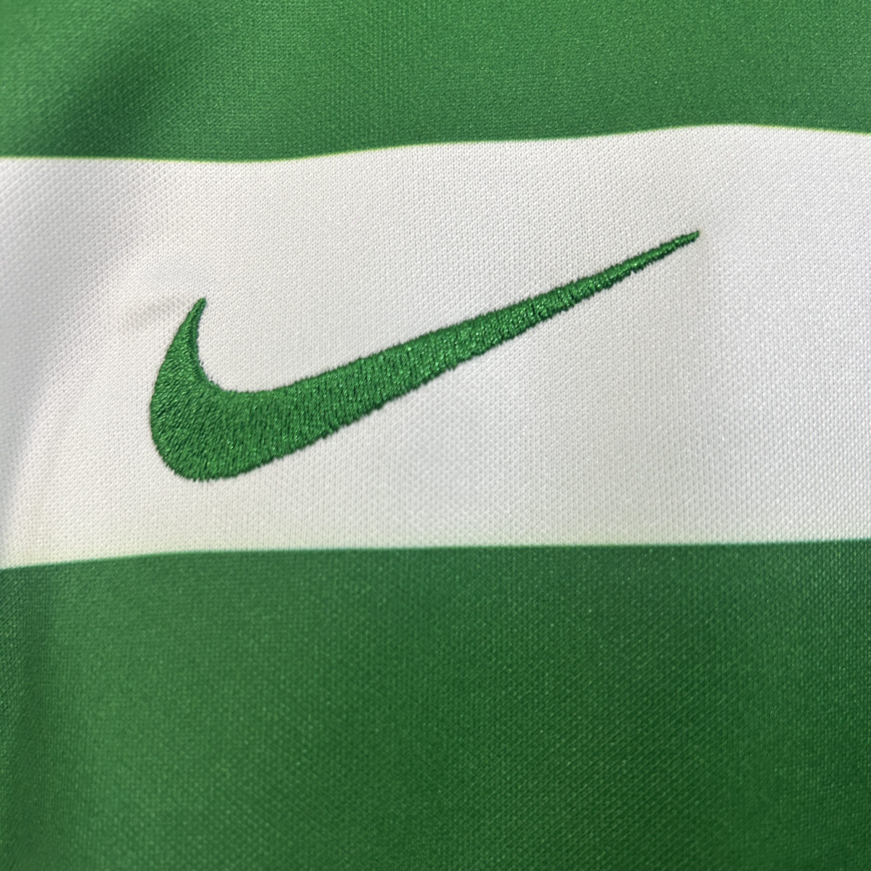 Kit Criança Sporting CP principal 25/26 4