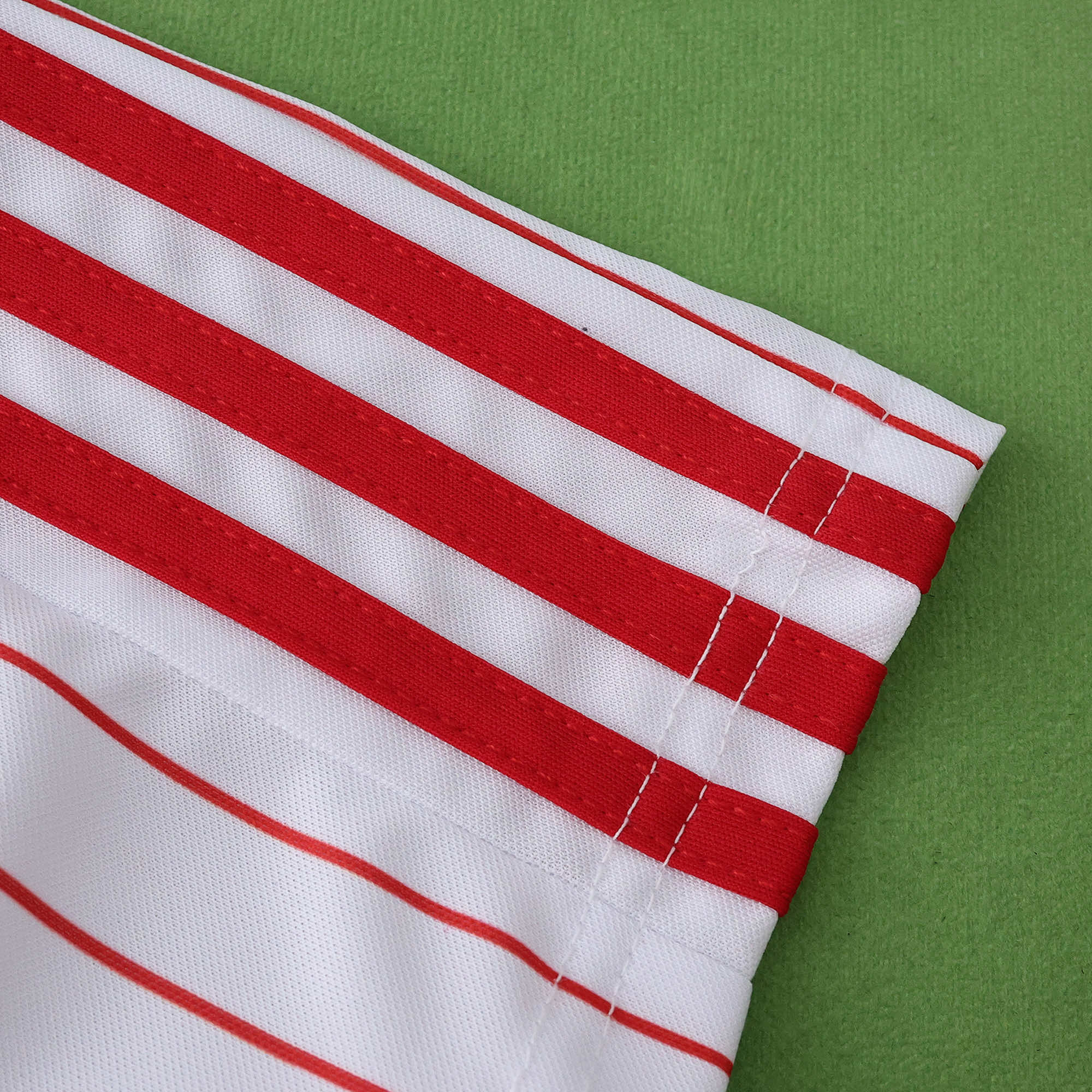 Camisola SL Benfica x Adidas Originals 24/25 - Versão adepto 10