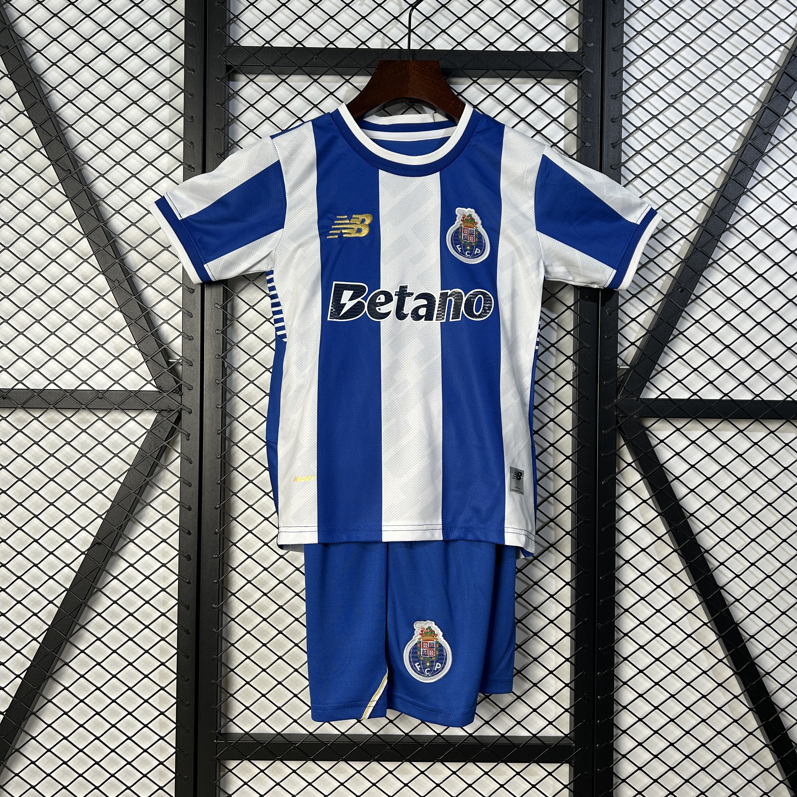 Kit Criança FC Porto Principal 25/26 1