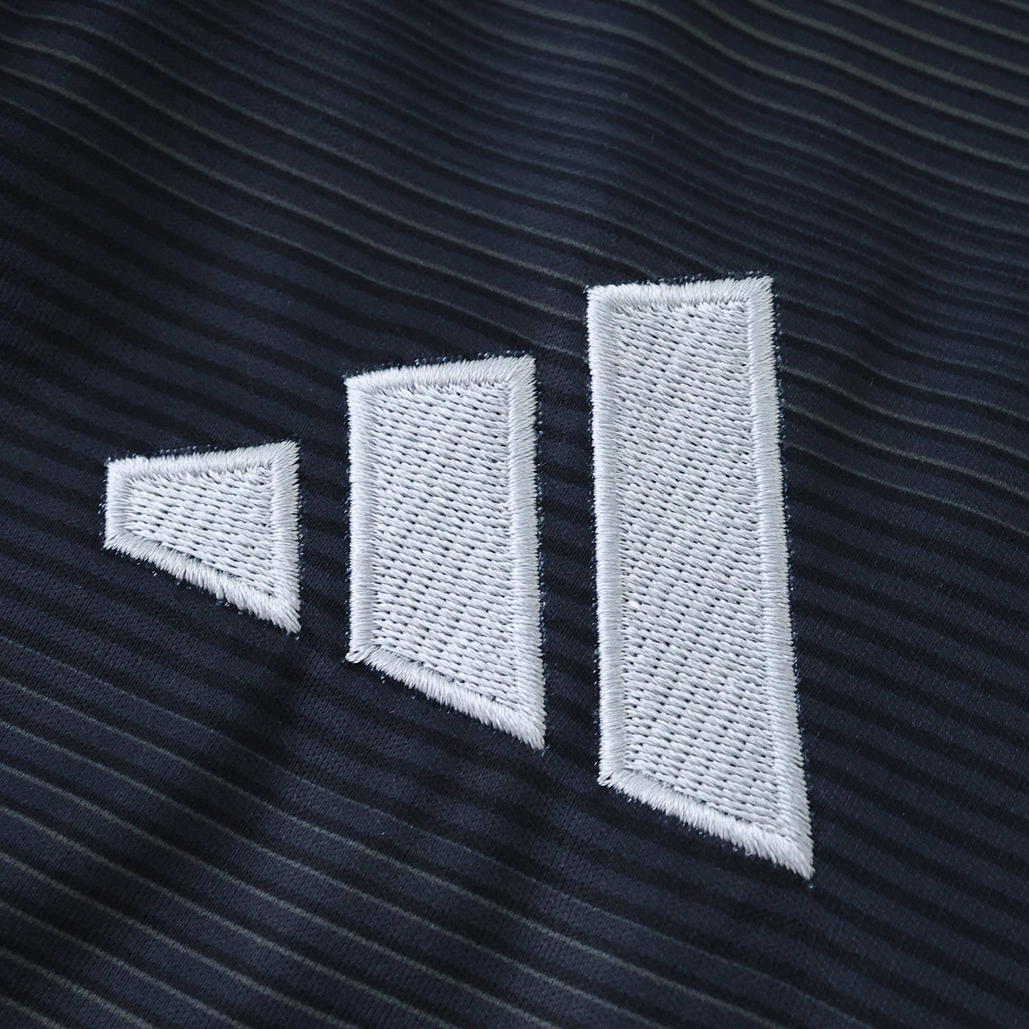 Camisola alternativa Real Madrid 25/26 - Versão Adepto 4