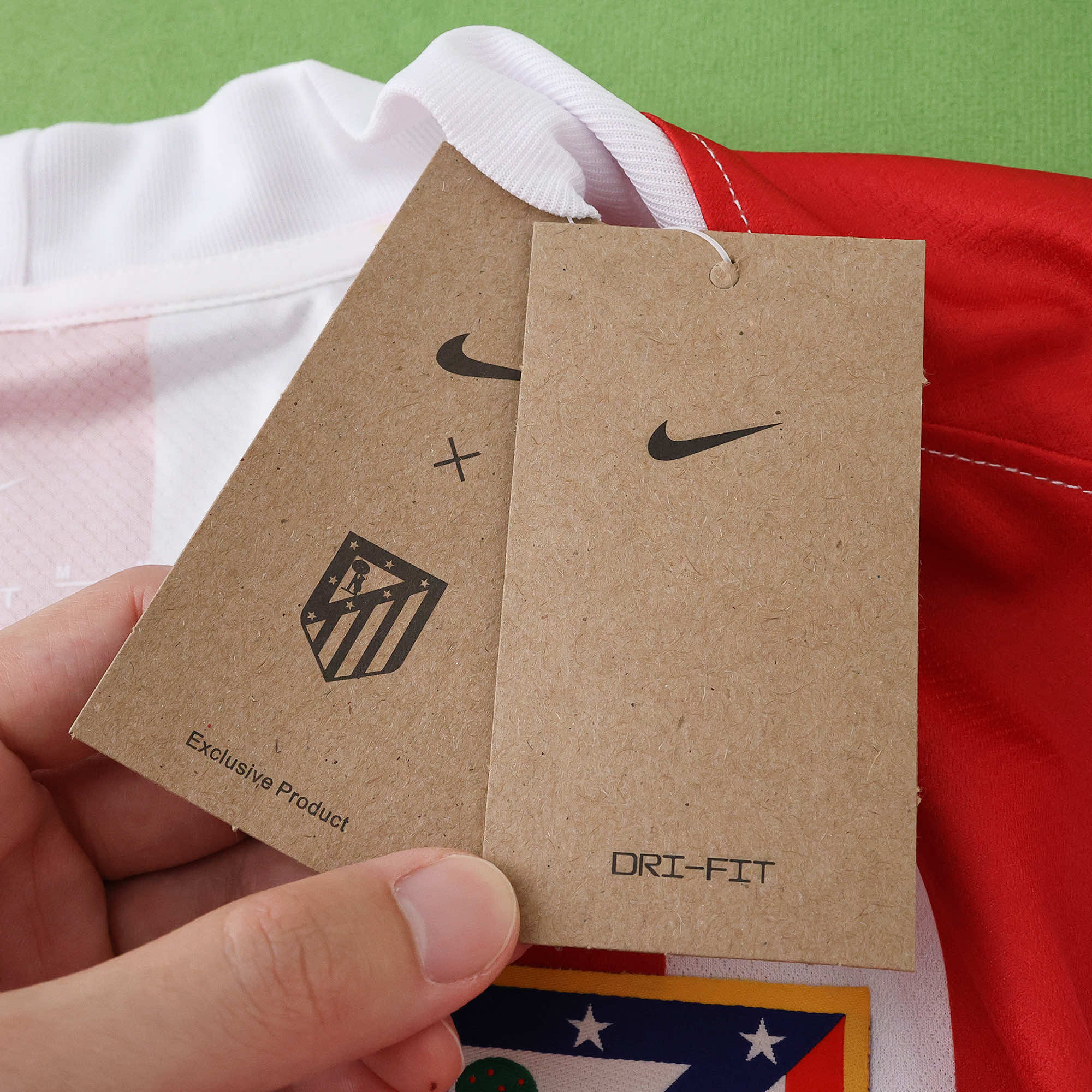 Camisola principal Atlético de Madrid 25/26 Versão adepto 9