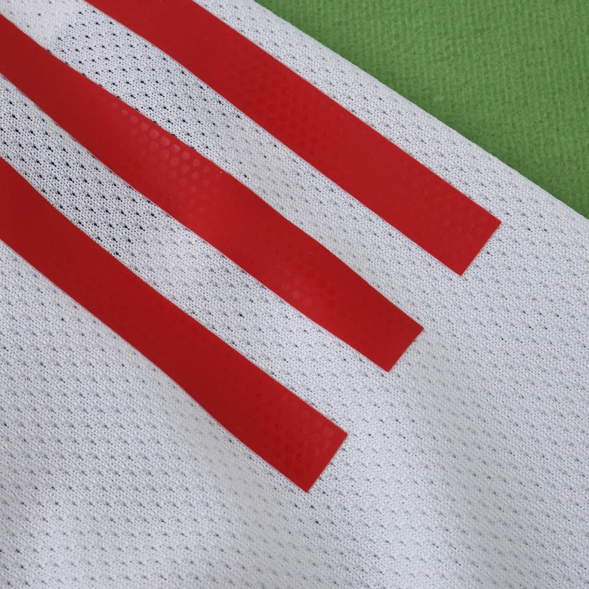 Camisola principal Arsenal 25/26 - Versão jogador 11