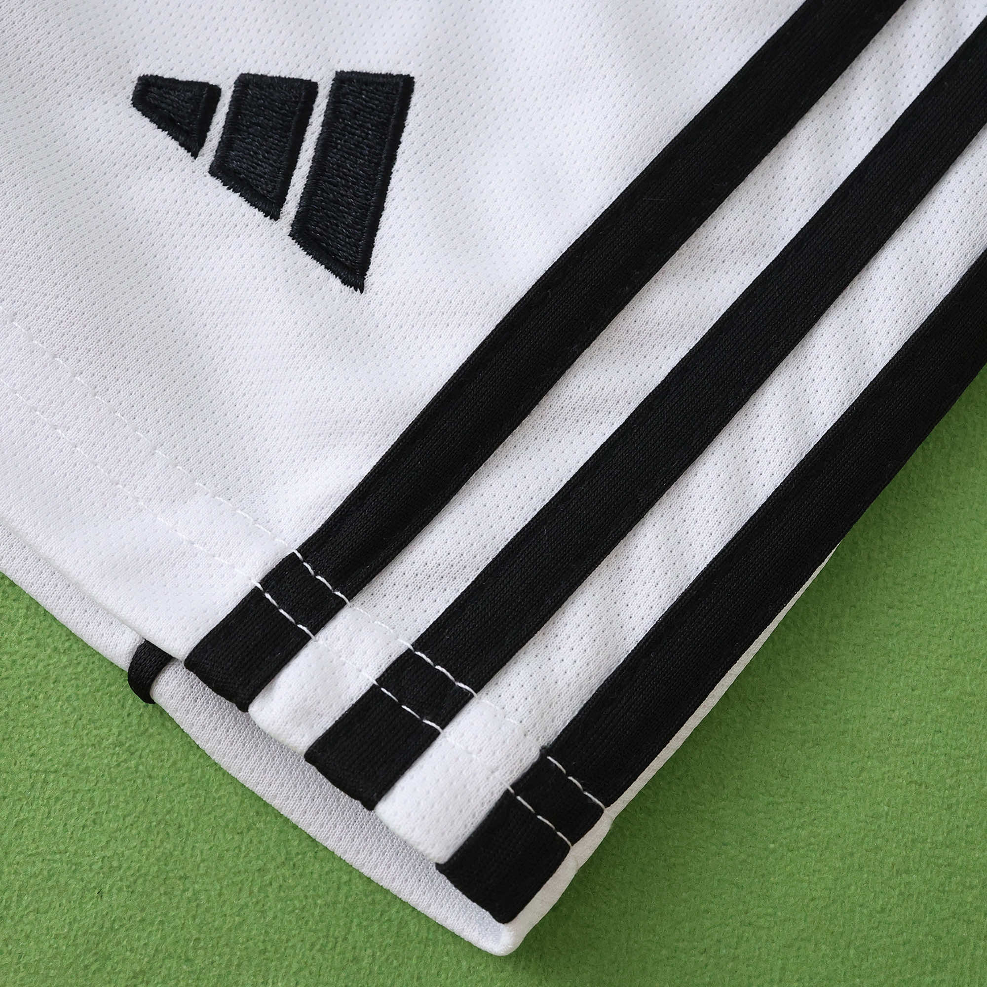 Kit Criança Man Utd principal 25 /26 23