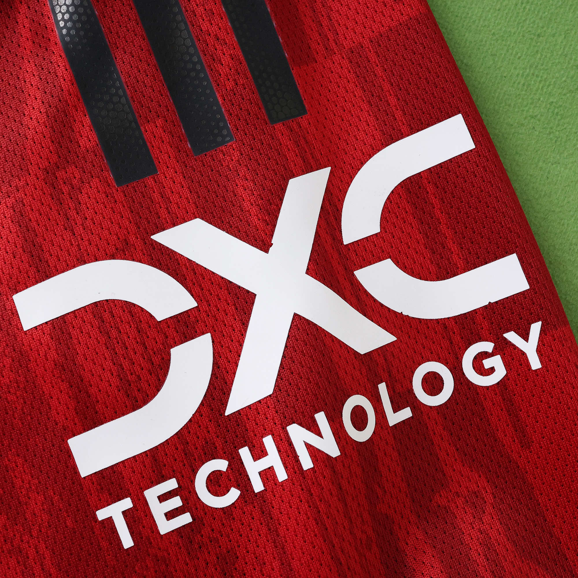 Camisola principal Man Utd 25/26 - Versão jogador 14