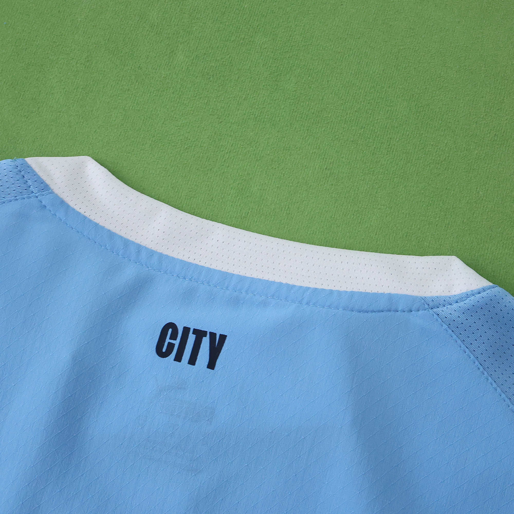 Camisola principal Manchester City 25/26 - Versão jogador 14