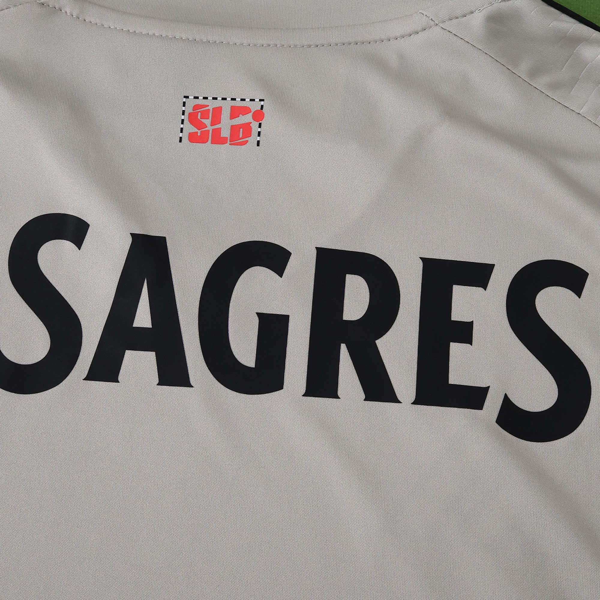 Camisola alternativa SL Benfica 25/26 - Versão adepto 16