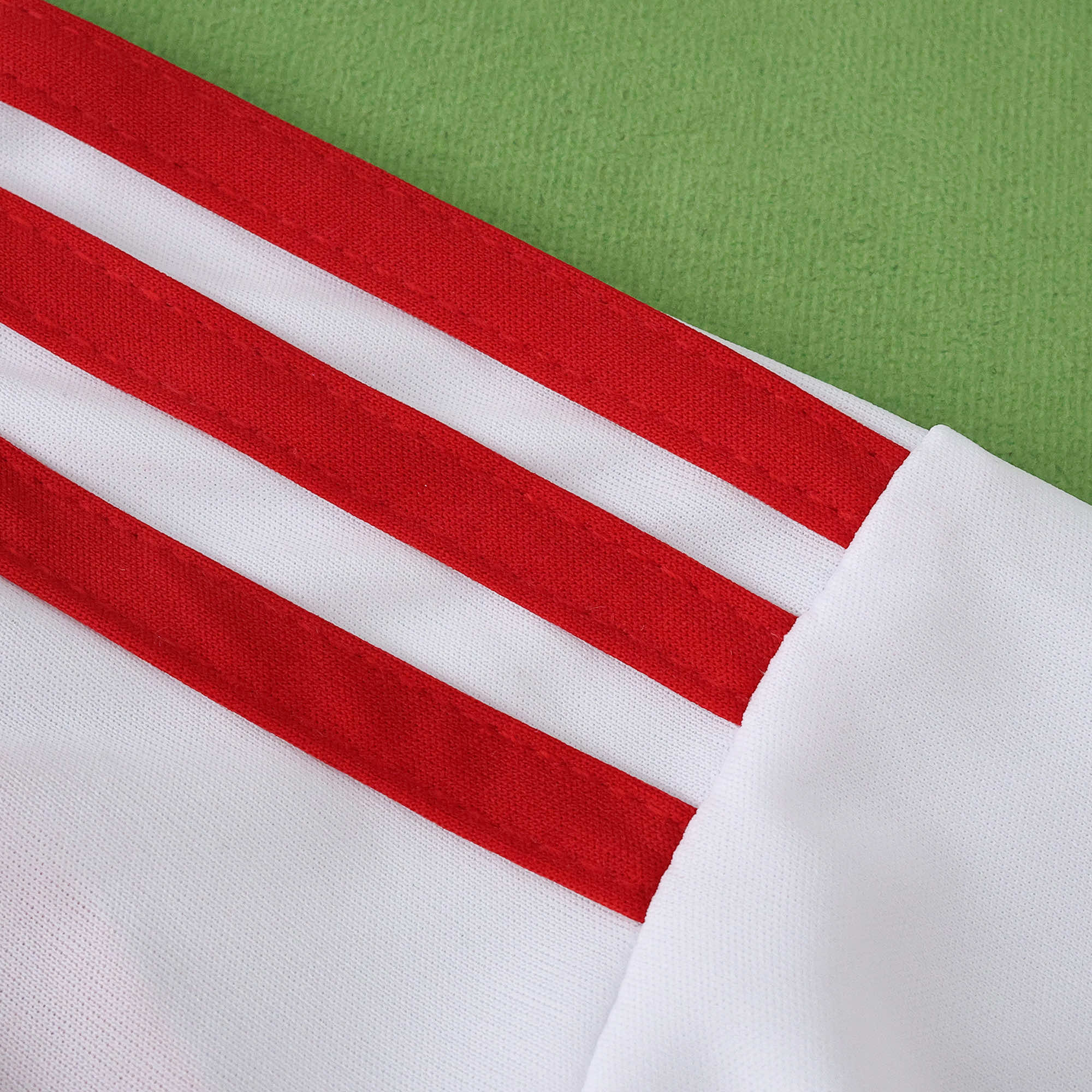 3ª Camisola SL Benfica 25/26 - Versão adepto 8