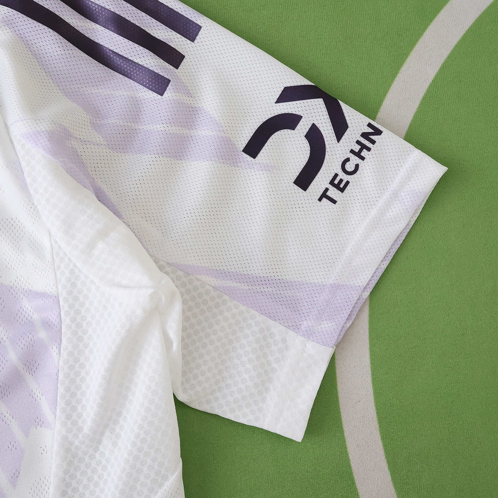 Camisola alternativa Man Utd 25/26 - Versão jogador 8