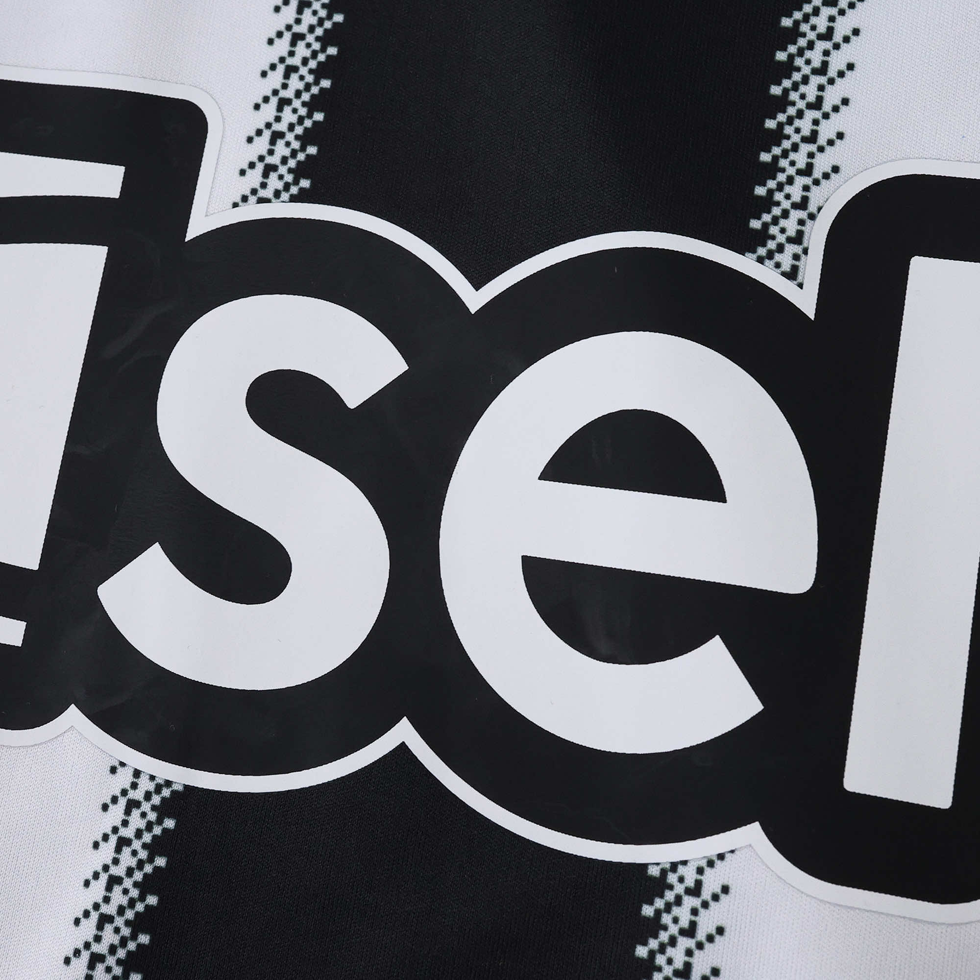 Camisola Principal Newcastle 25/26 - Versão Adepto 7