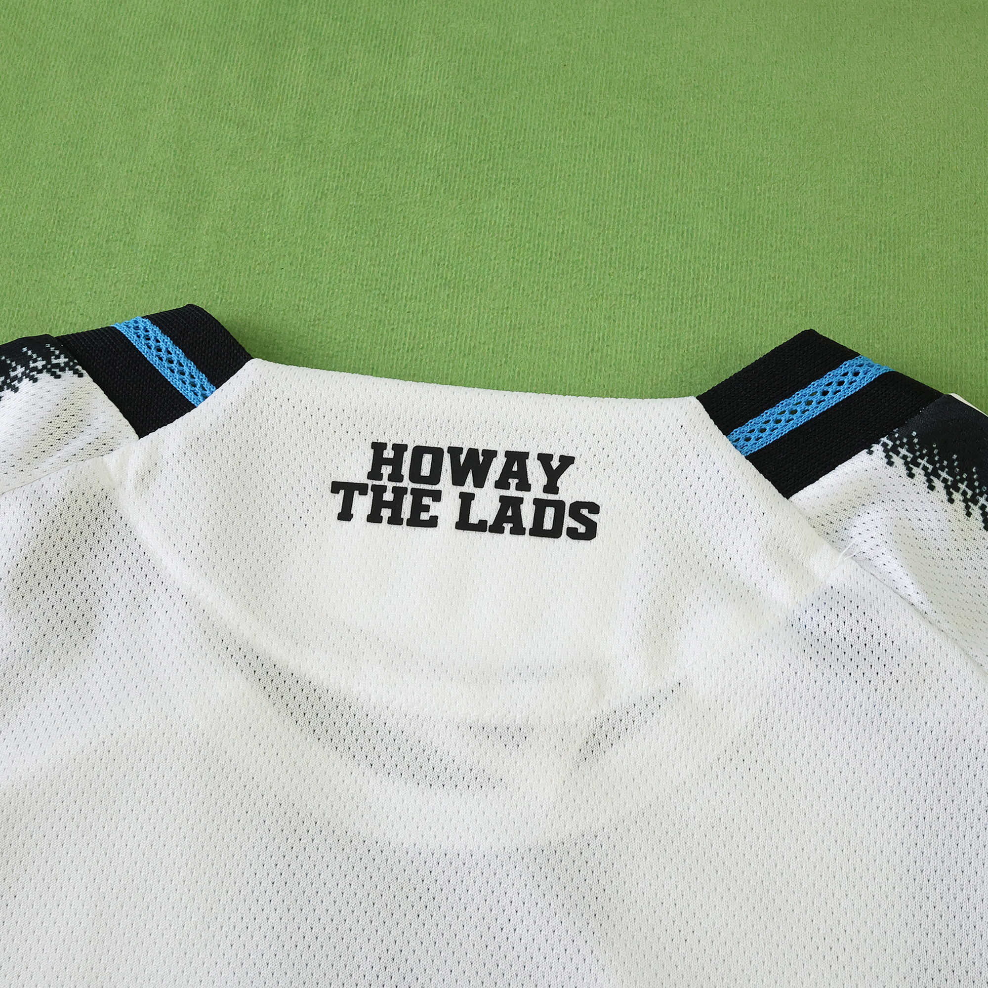 Camisola principal Newcastle 25/26 - Versão jogador 11