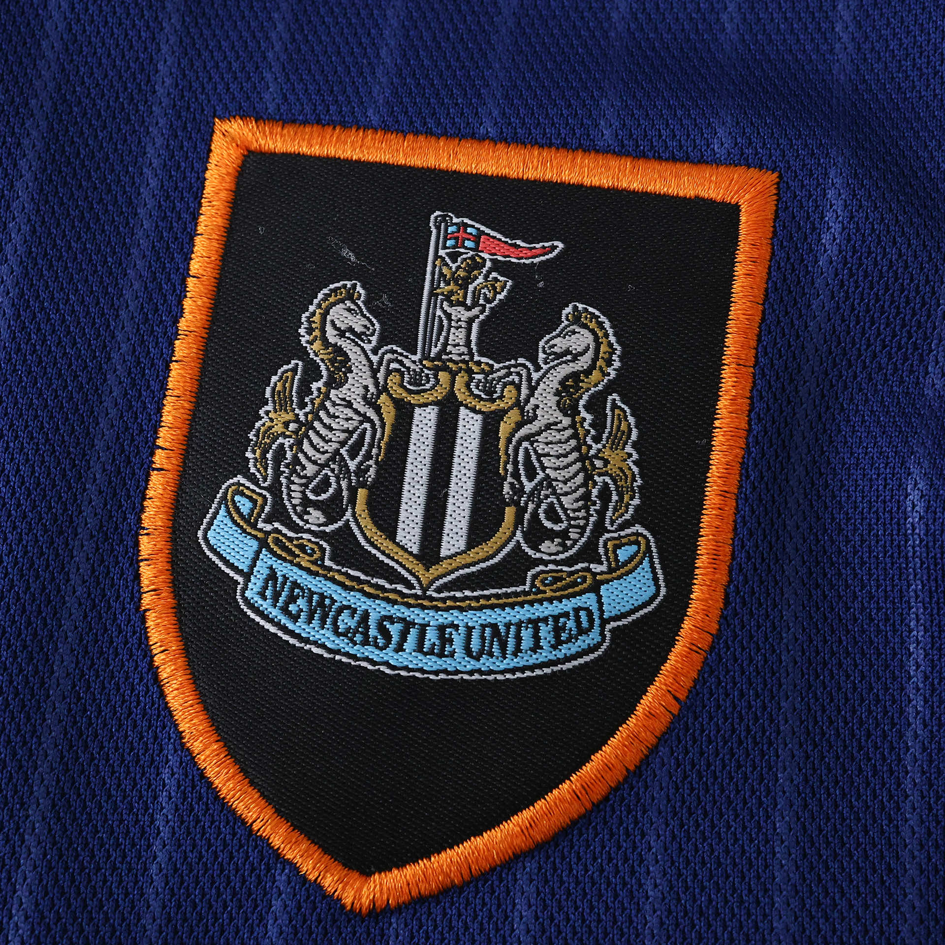 3º Kit Criança Newcastle 25/26 7