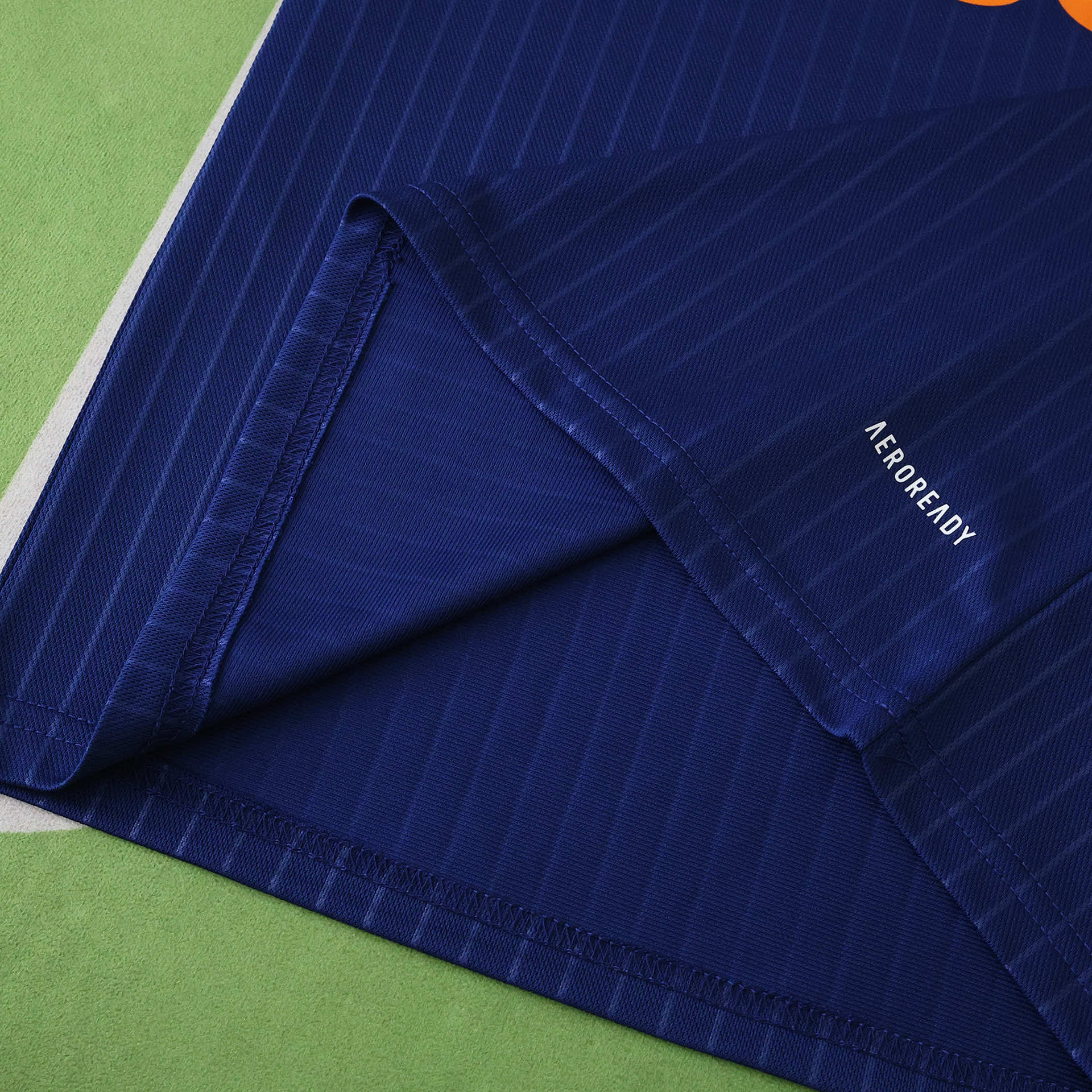 3º Kit Criança Newcastle 25/26 13