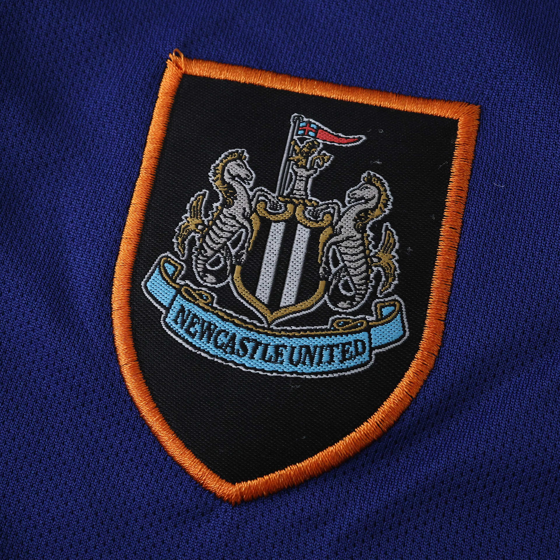 3º Kit Criança Newcastle 25/26 17