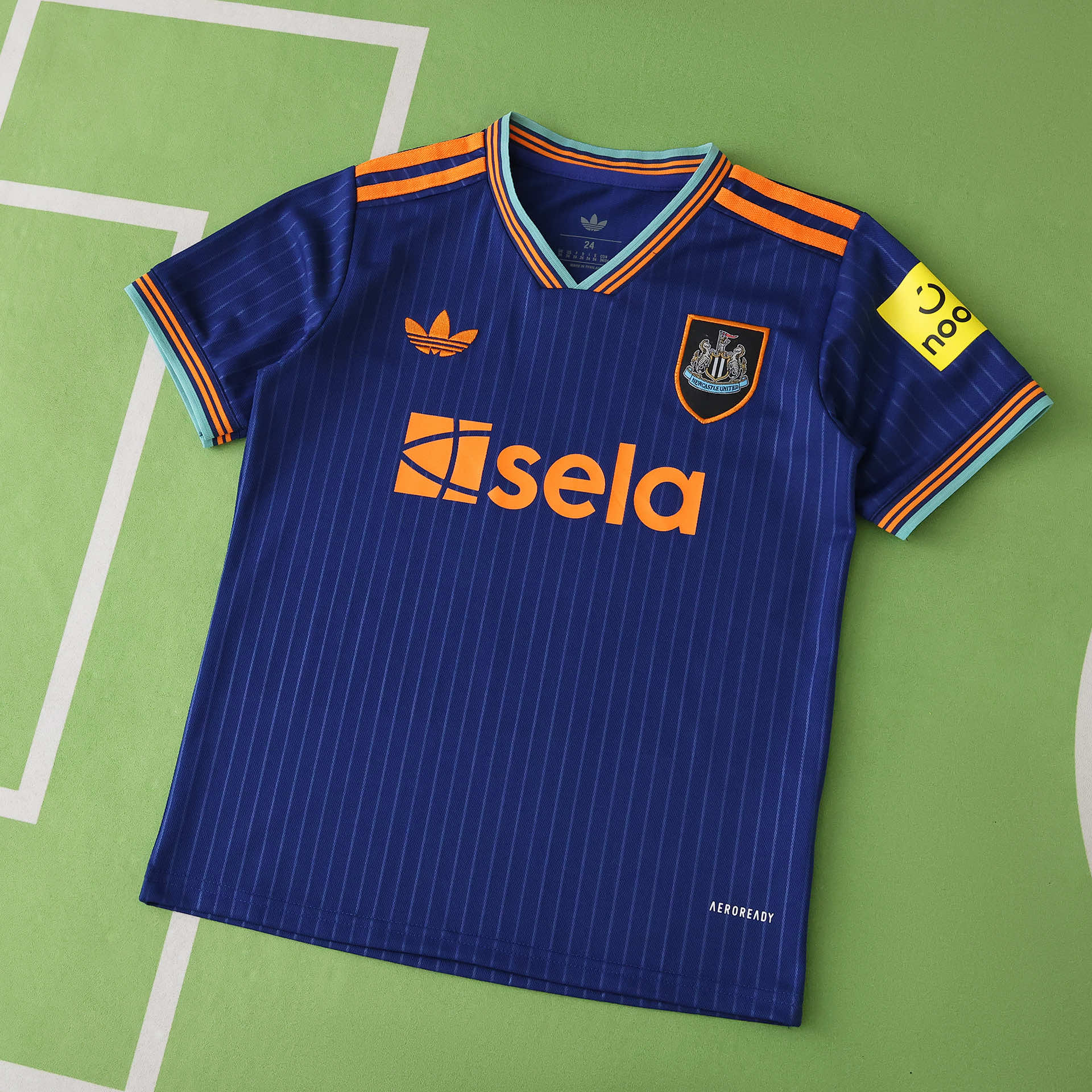 3º Kit Criança Newcastle 25/26 3
