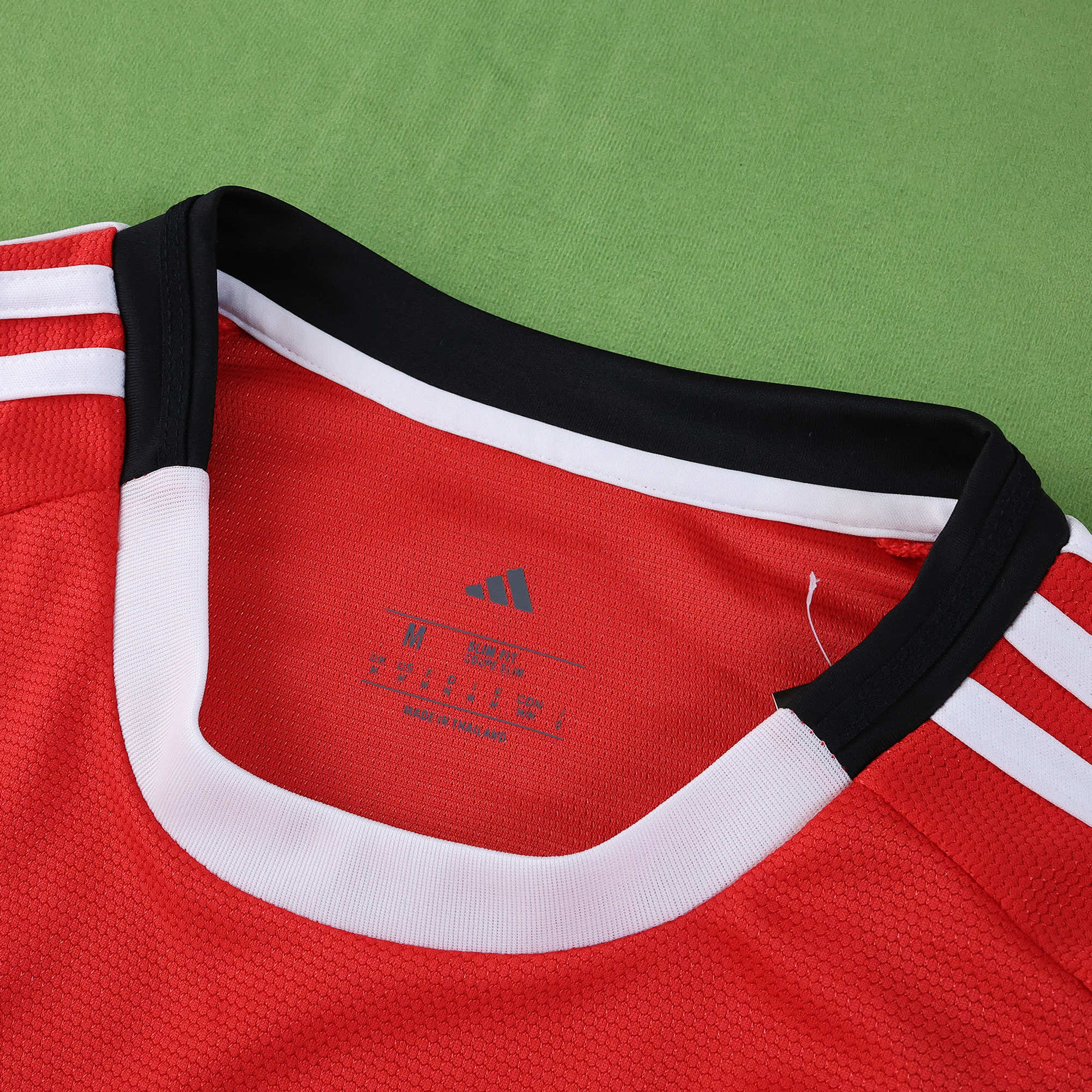 Camisola principal SL Benfica 25/26 - Manga comprida - Versão adepto 5