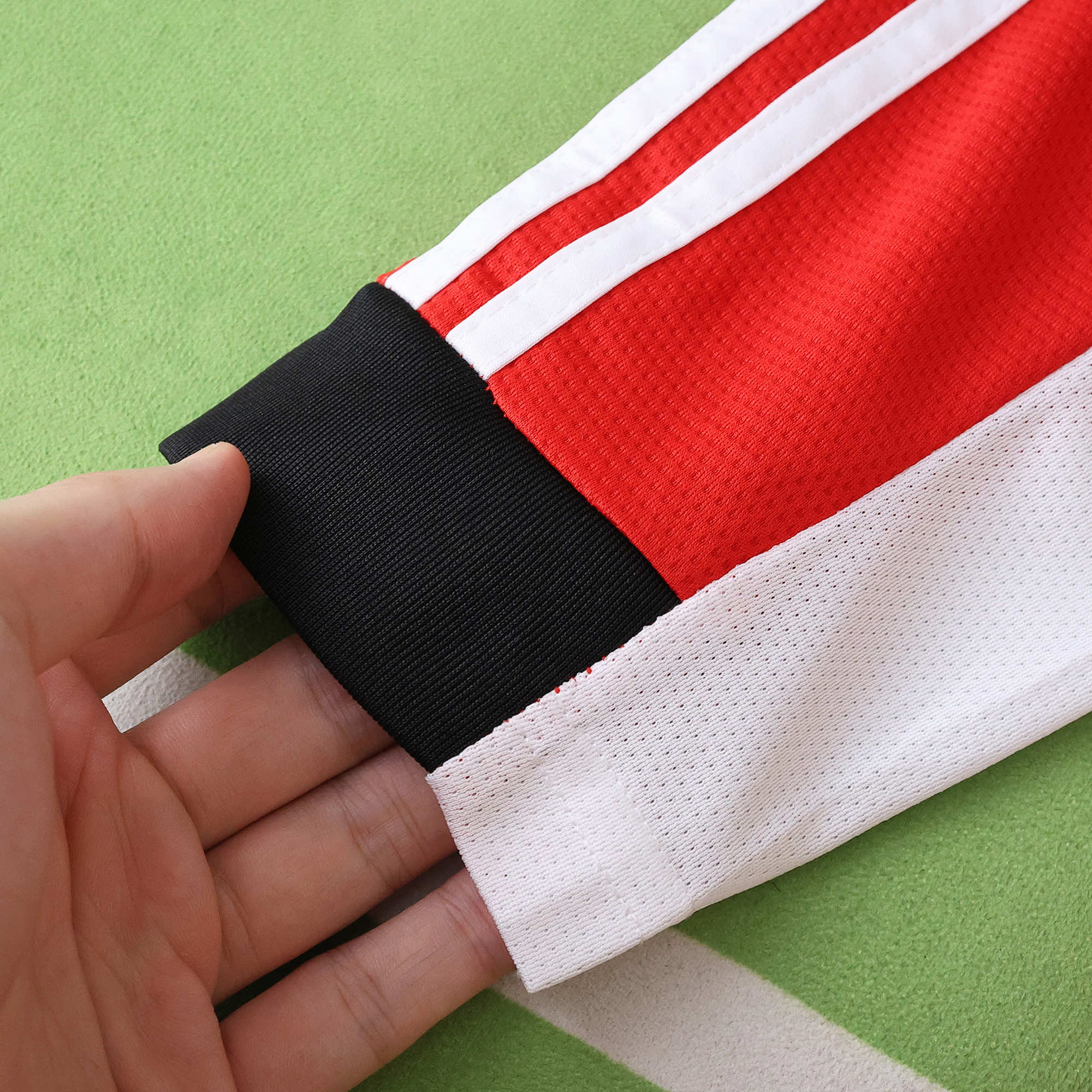 Camisola principal SL Benfica 25/26 - Manga comprida - Versão adepto 19