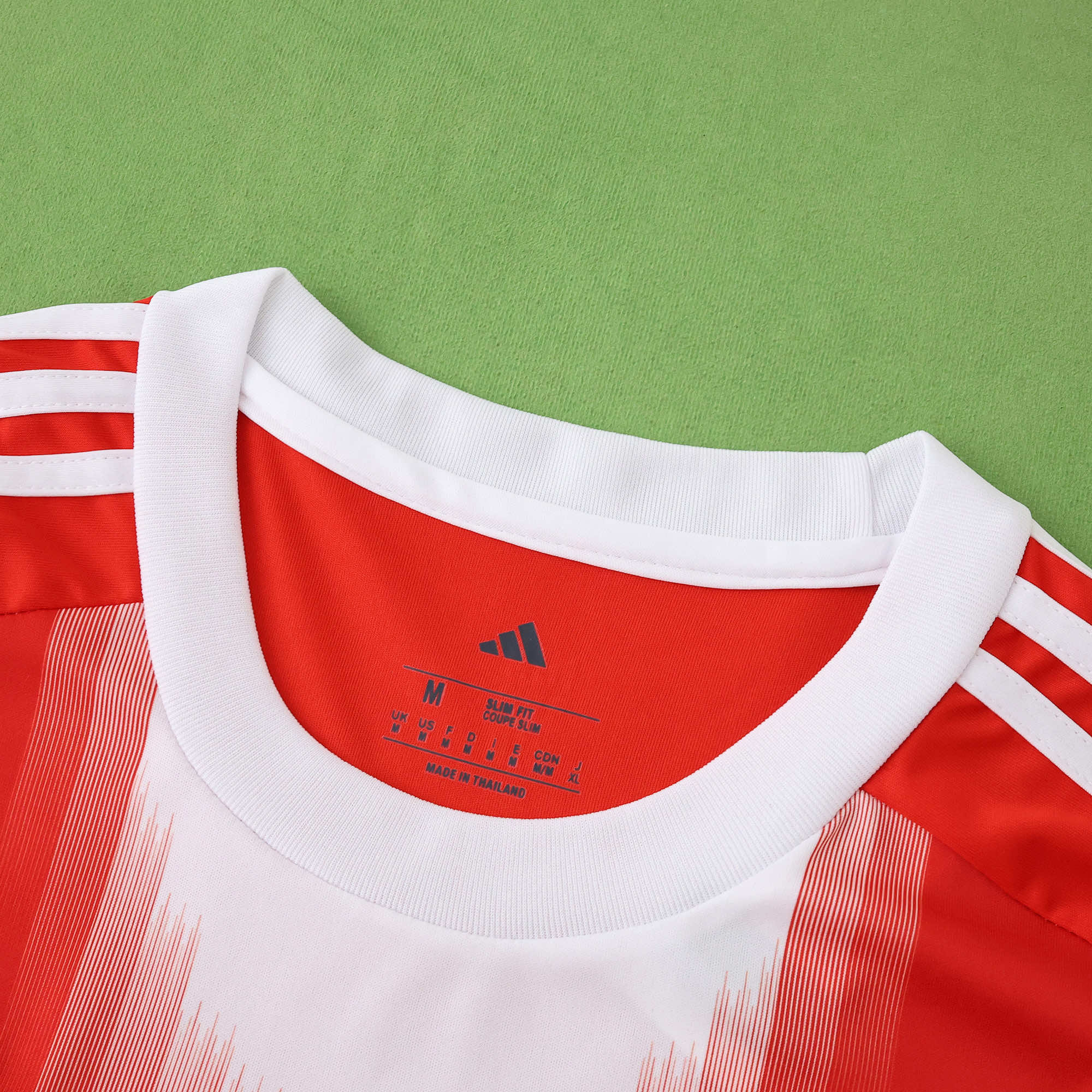 Camisola Principal Bayern Munique 25/26 - Versão adepto 5