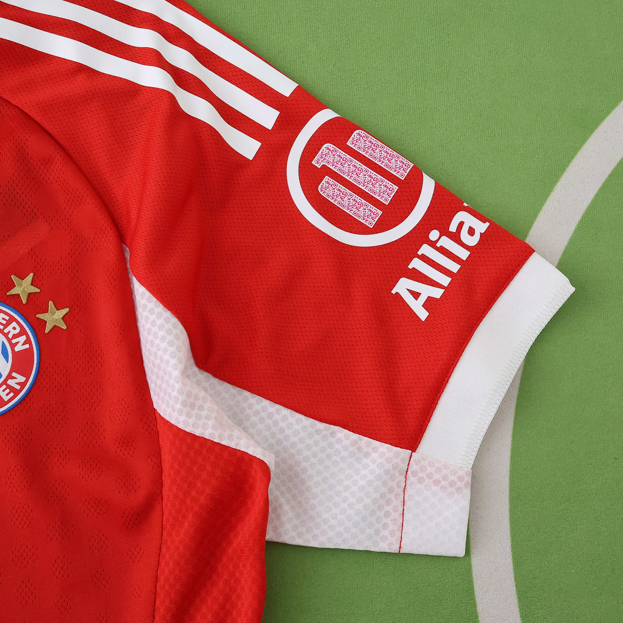 Camisola Principal Bayern Munique 25/26 - Versão jogador 9
