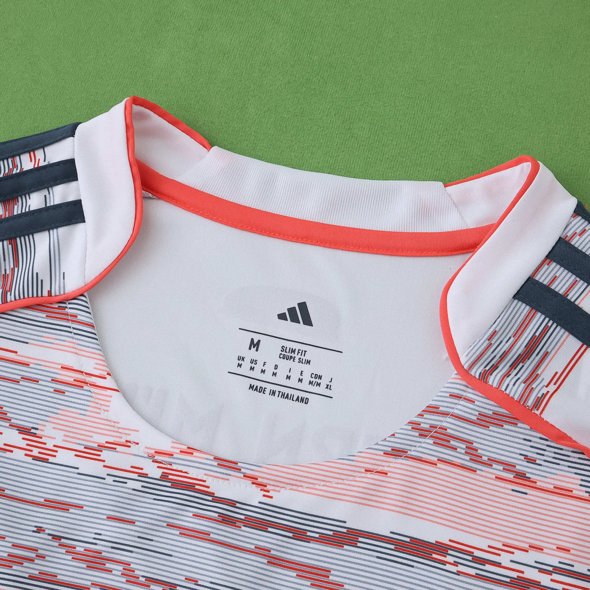 Camisola alternativa Bayern Munique 25/26 - Versão adepto 5