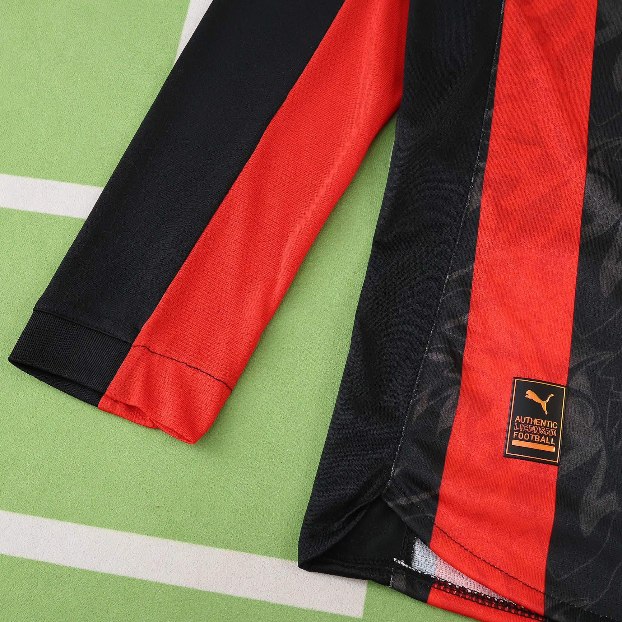 Camisola principal Ac Milan 25/26 - Manga comprida - Versão Jogador 13