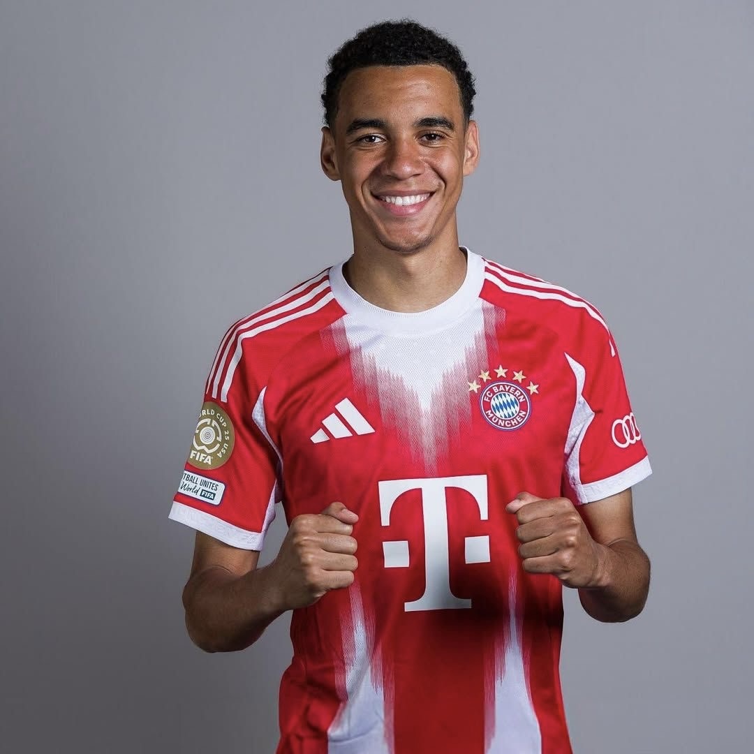 Camisola Principal Bayern Munique 25/26 - Musiala 10 4