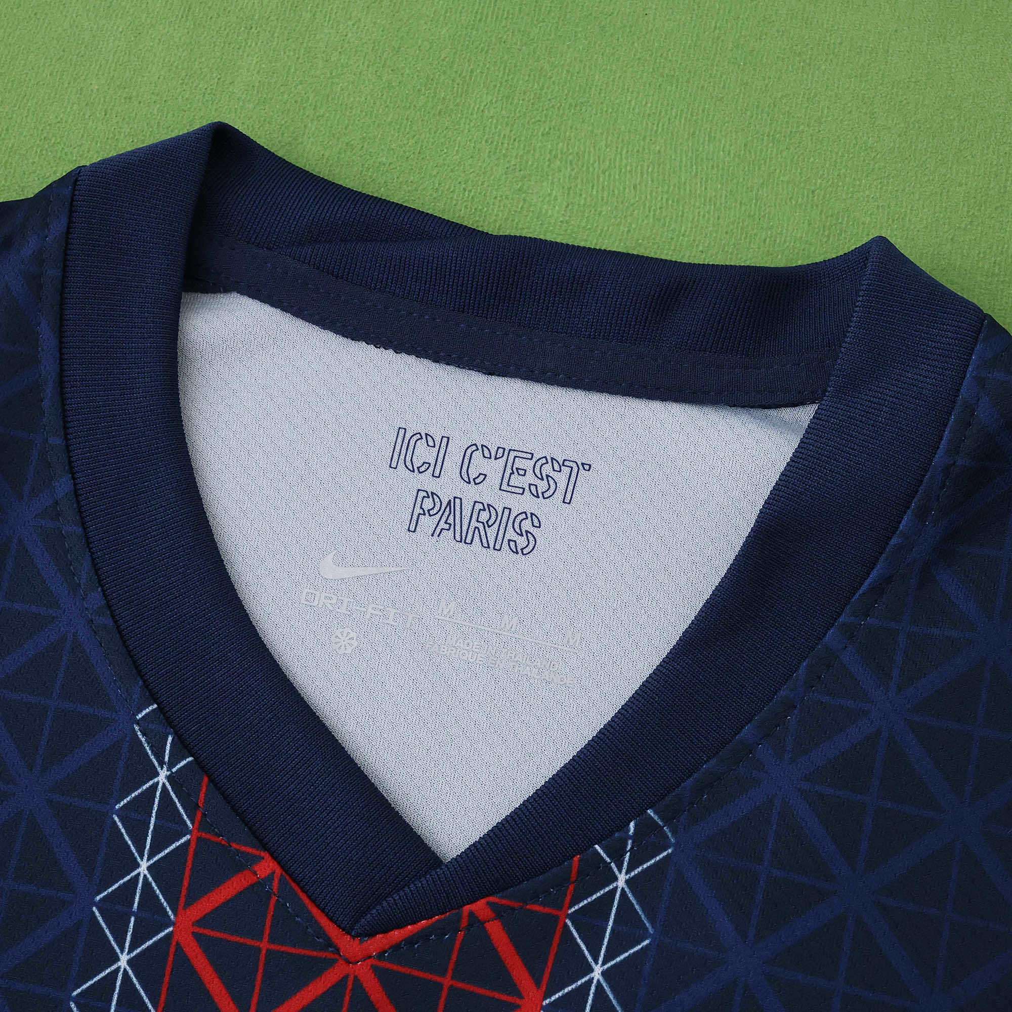 Camisola principal PSG 25/26 Versão Adepto 5