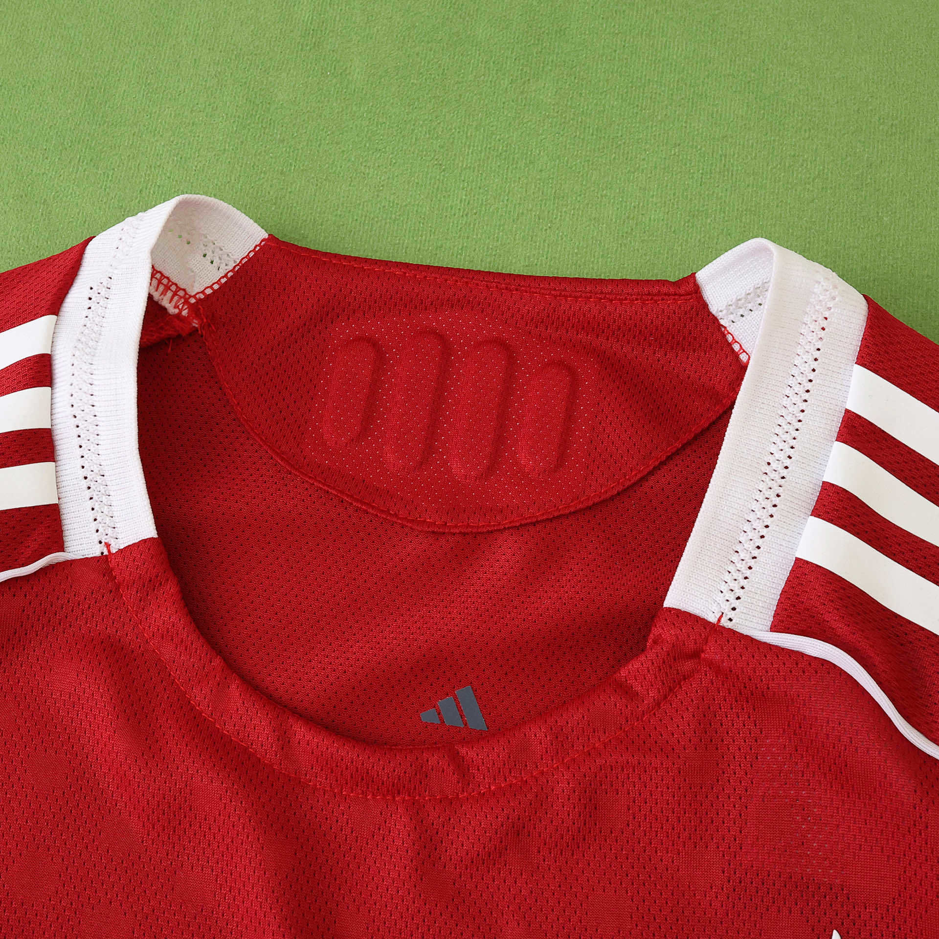 Camisola principal Liverpool 25/26 - Versão jogador 5