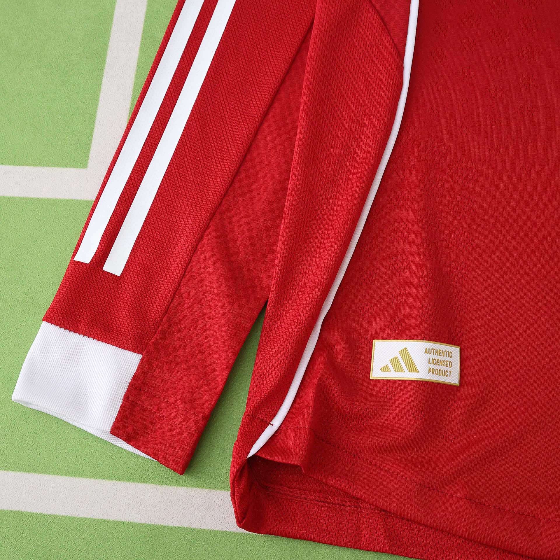 Camisola principal Liverpool 25/26 - Versão jogador - Manga comprida 11