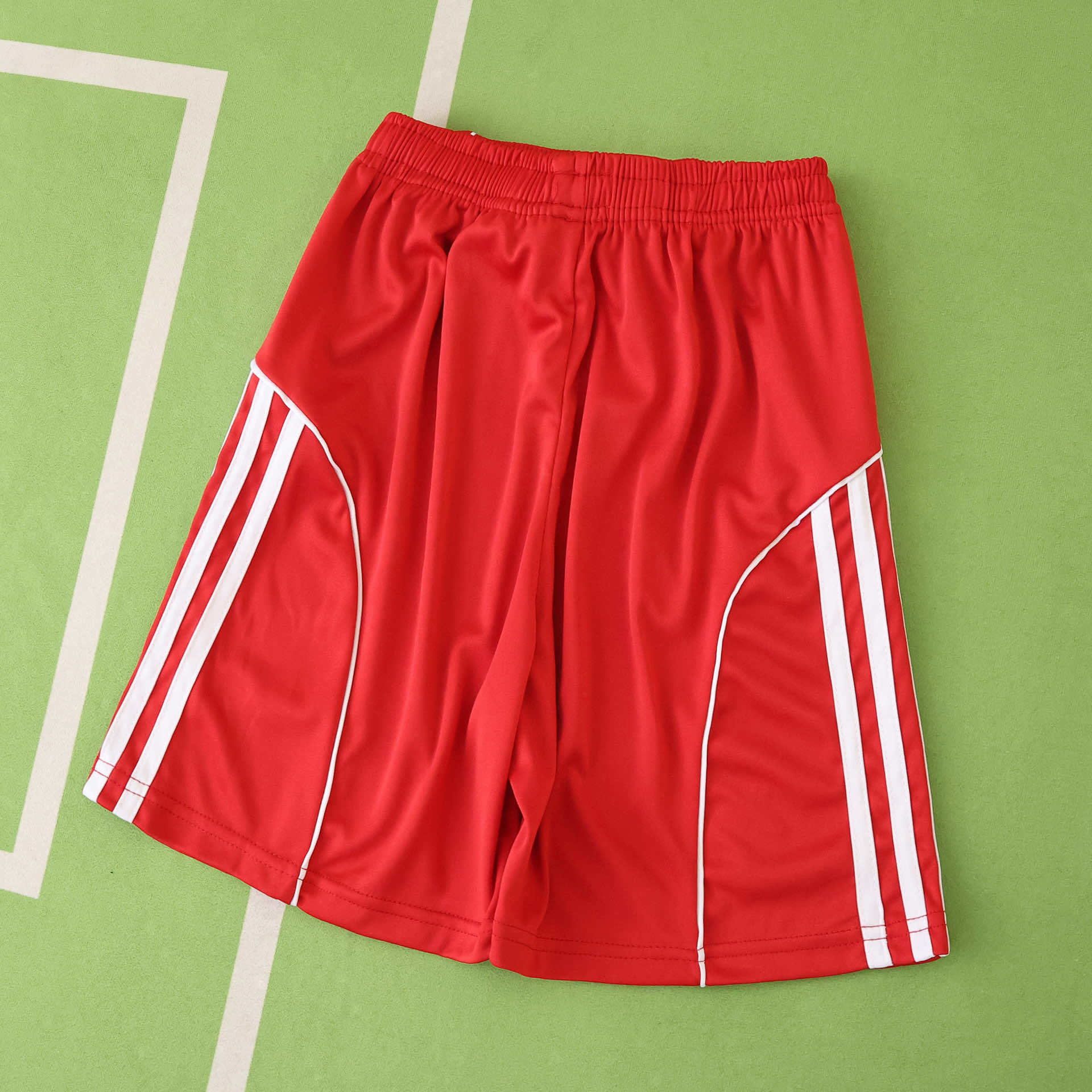 Kit Criança Liverpool principal 25/26 6