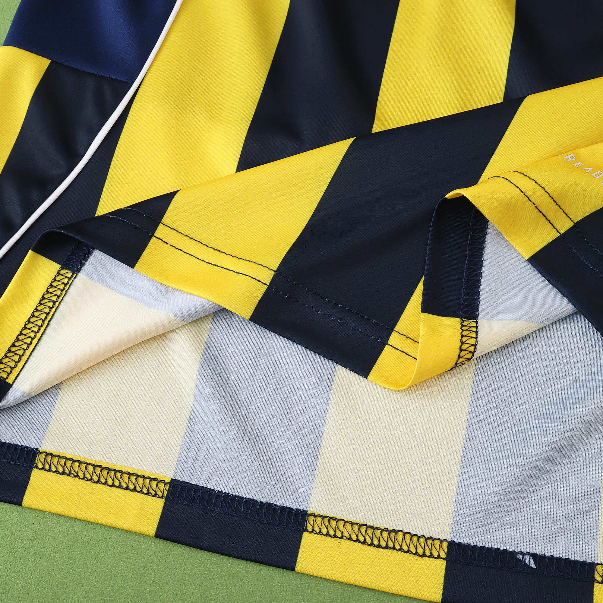 Camisola principal Fenerbahce 25/26 - Versão adepto 12