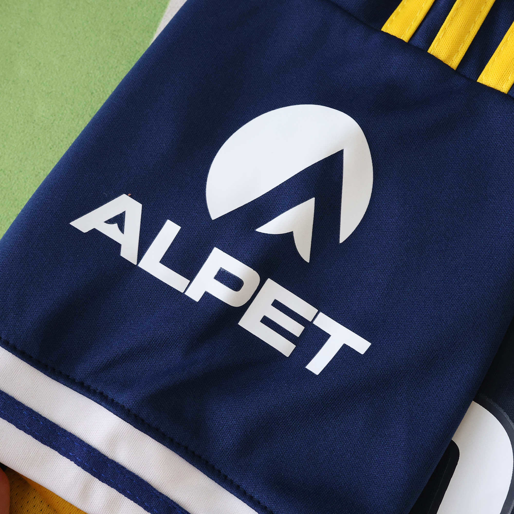 Camisola principal Fenerbahce 25/26 - Versão adepto 10