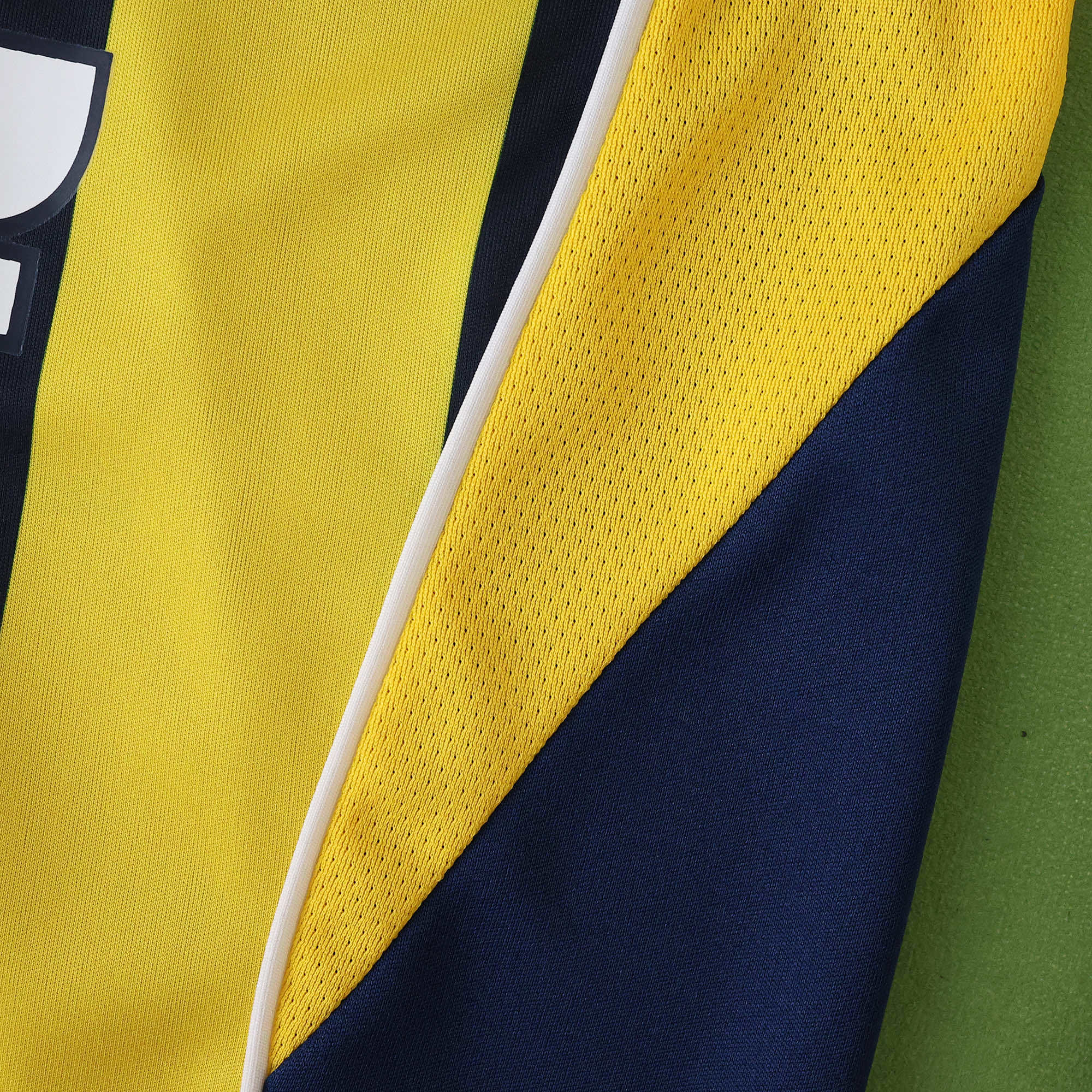 Camisola principal Fenerbahce 25/26 - Versão adepto 18