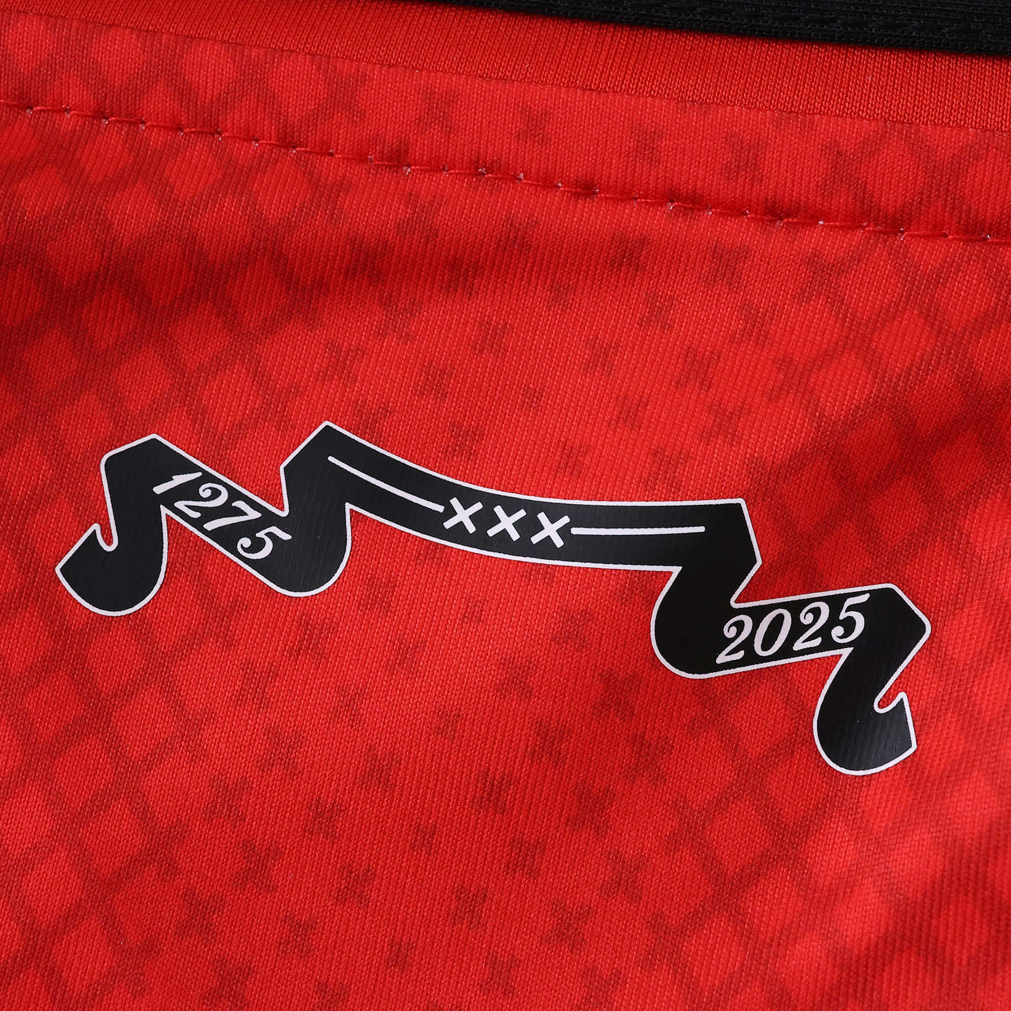 Kit Criança Ajax principal 25/26 17