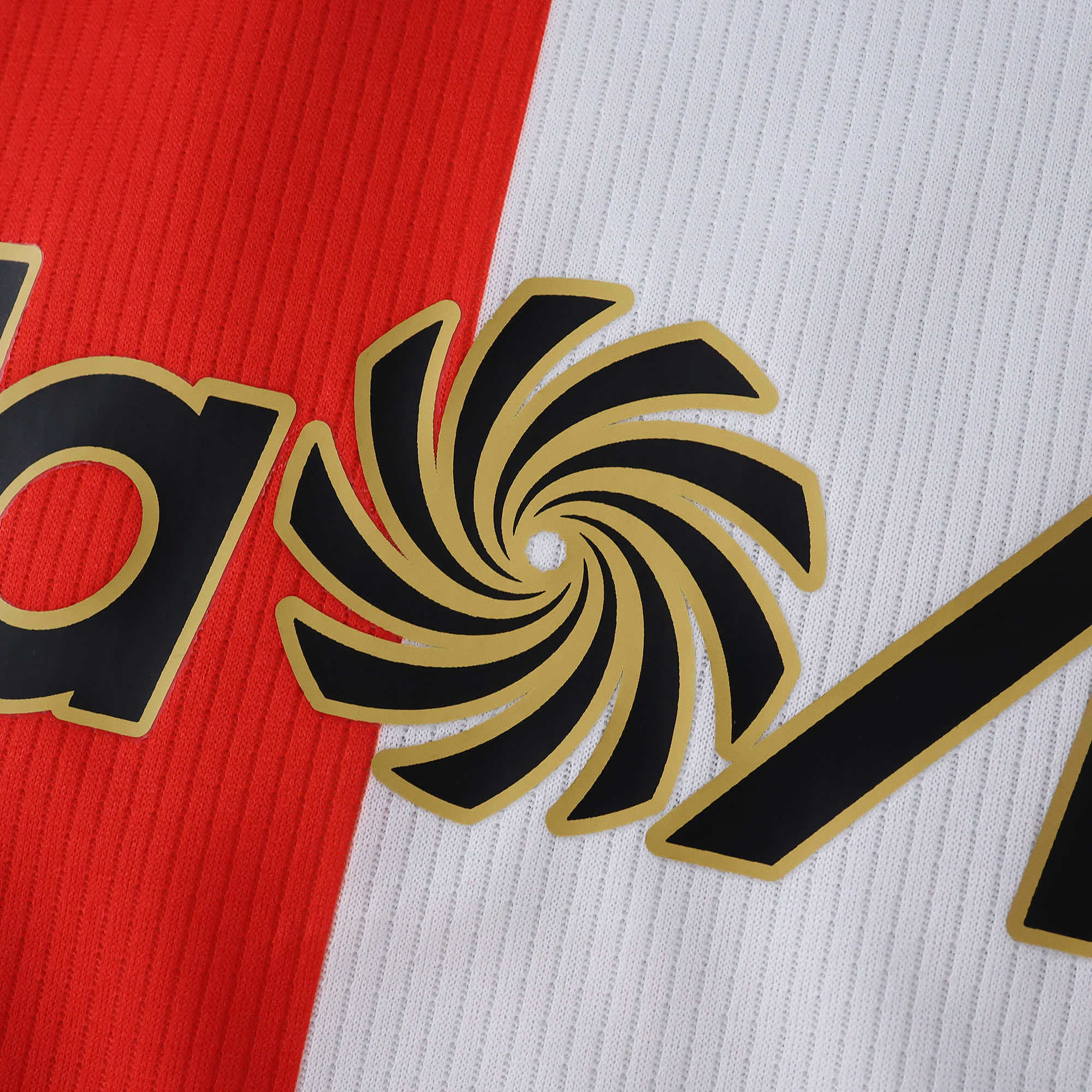 Camisola principal Feyenoord 25/26 - Versão adepto 9