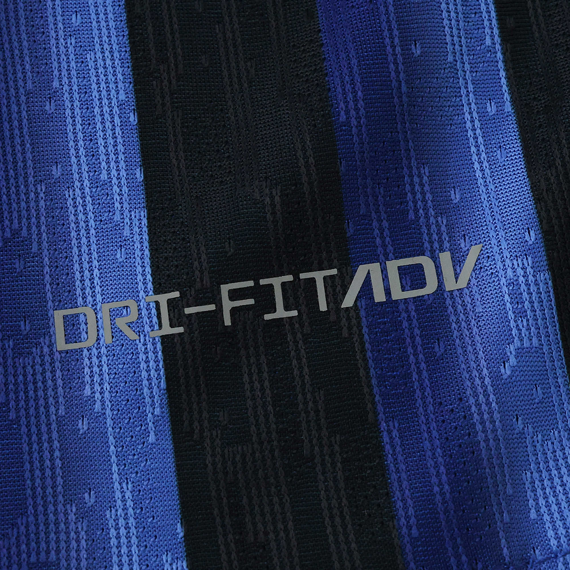 Camisola principal Inter 25/26 - Versão jogador 13