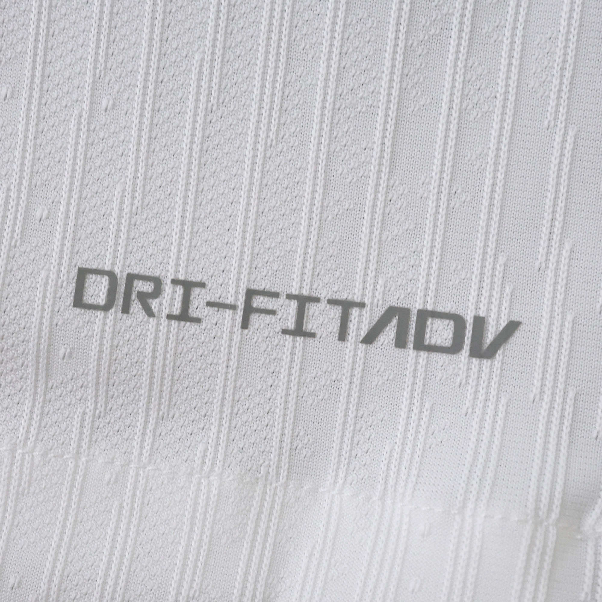 Camisola principal Tottenham 25/26 - Versão jogador 8