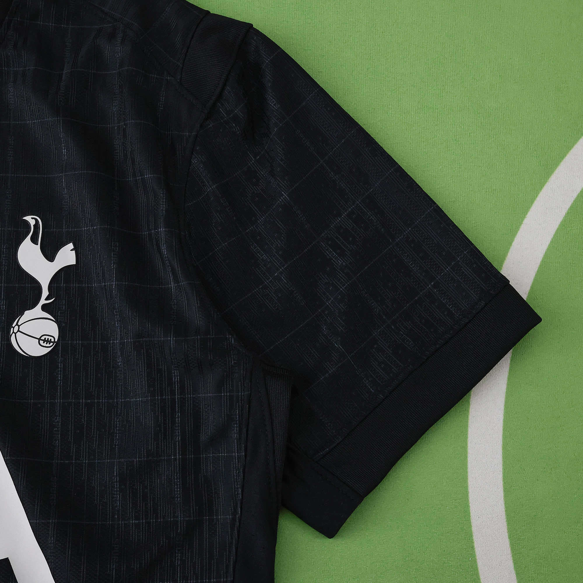 Camisola alternativa Tottenham 25/26 - Versão jogador 8