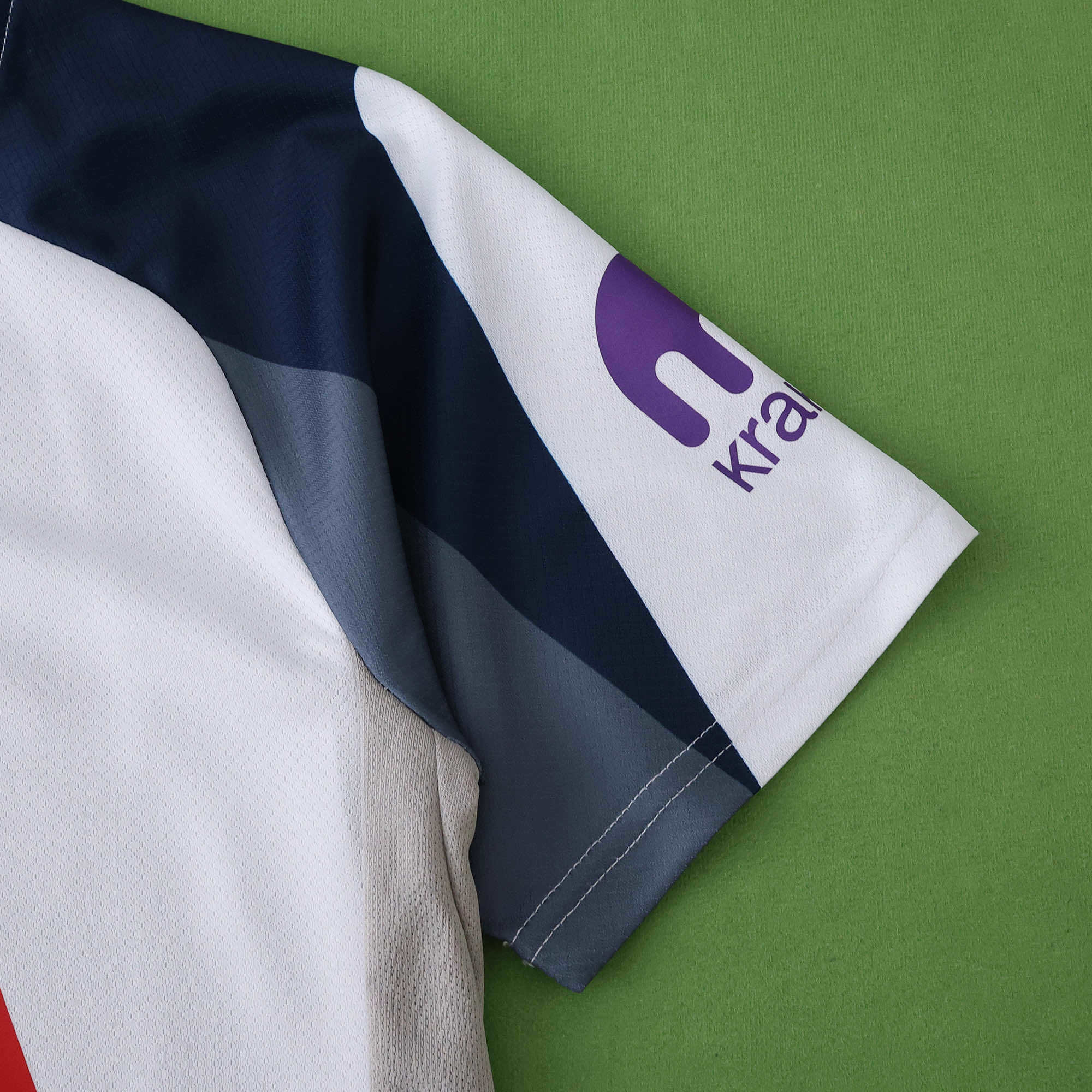 Kit Criança Tottenham principal 25/26 11