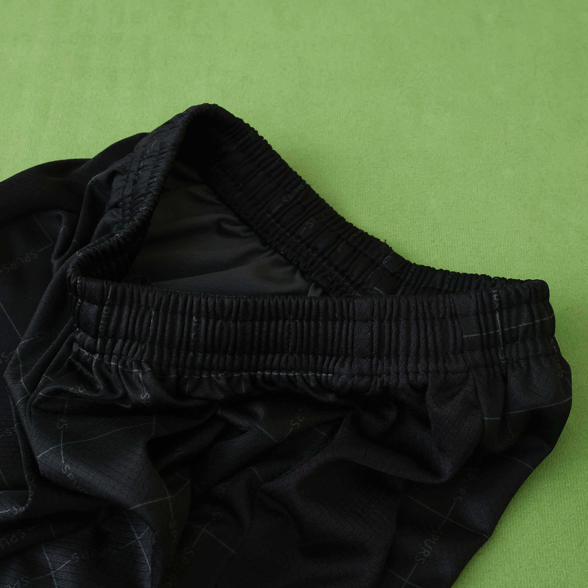 Kit Criança Tottenham alternativo 25/26 12