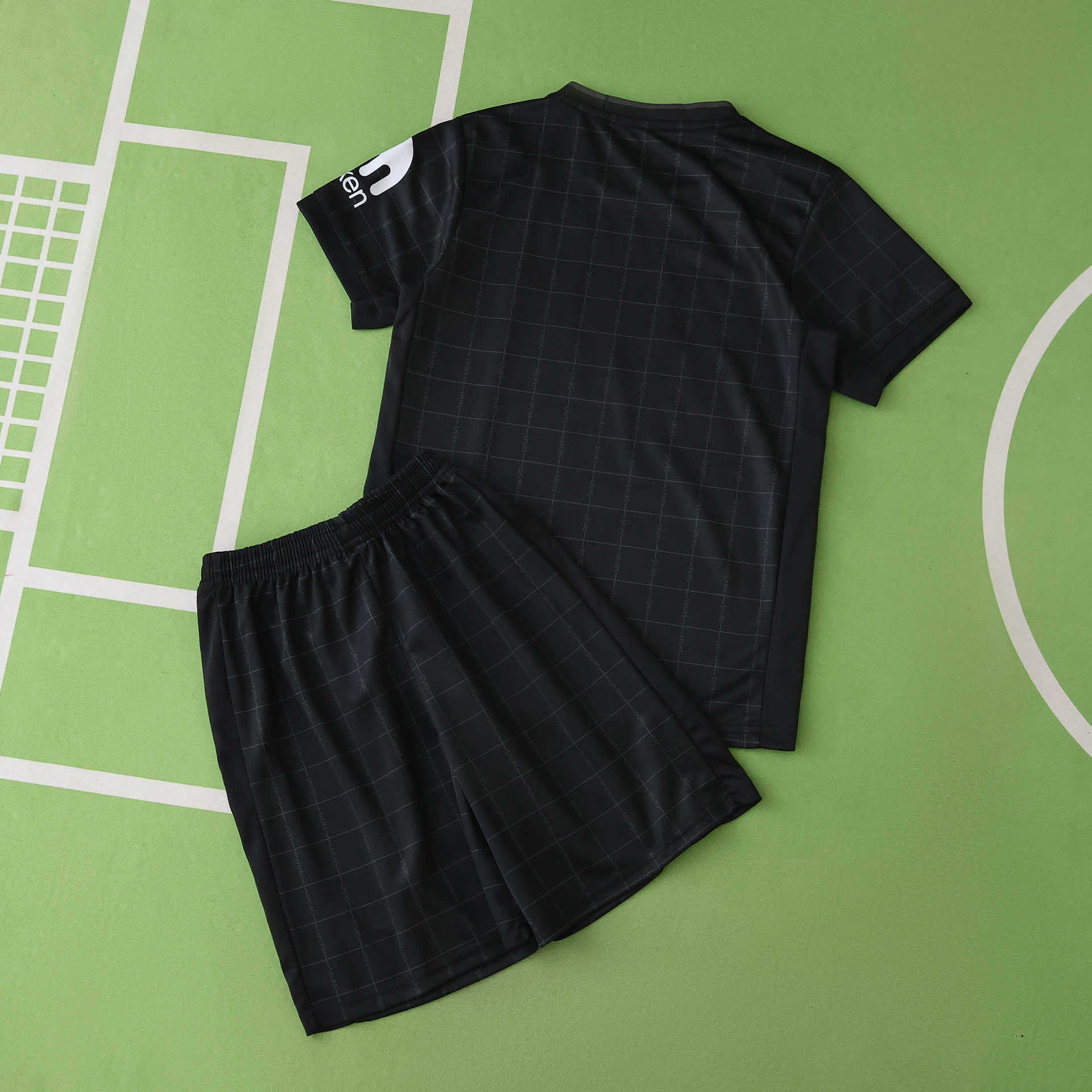 Kit Criança Tottenham alternativo 25/26 2