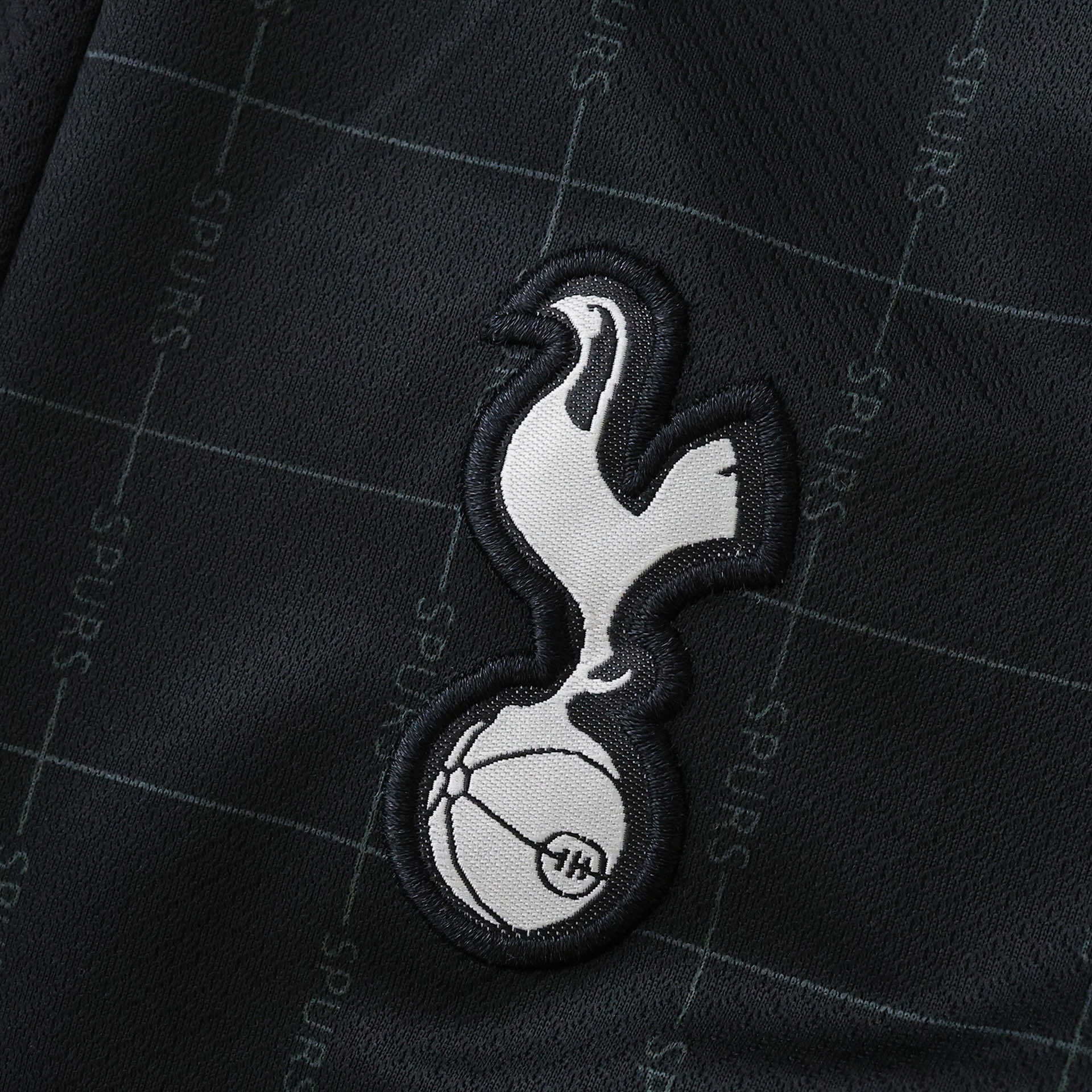 Kit Criança Tottenham alternativo 25/26 13