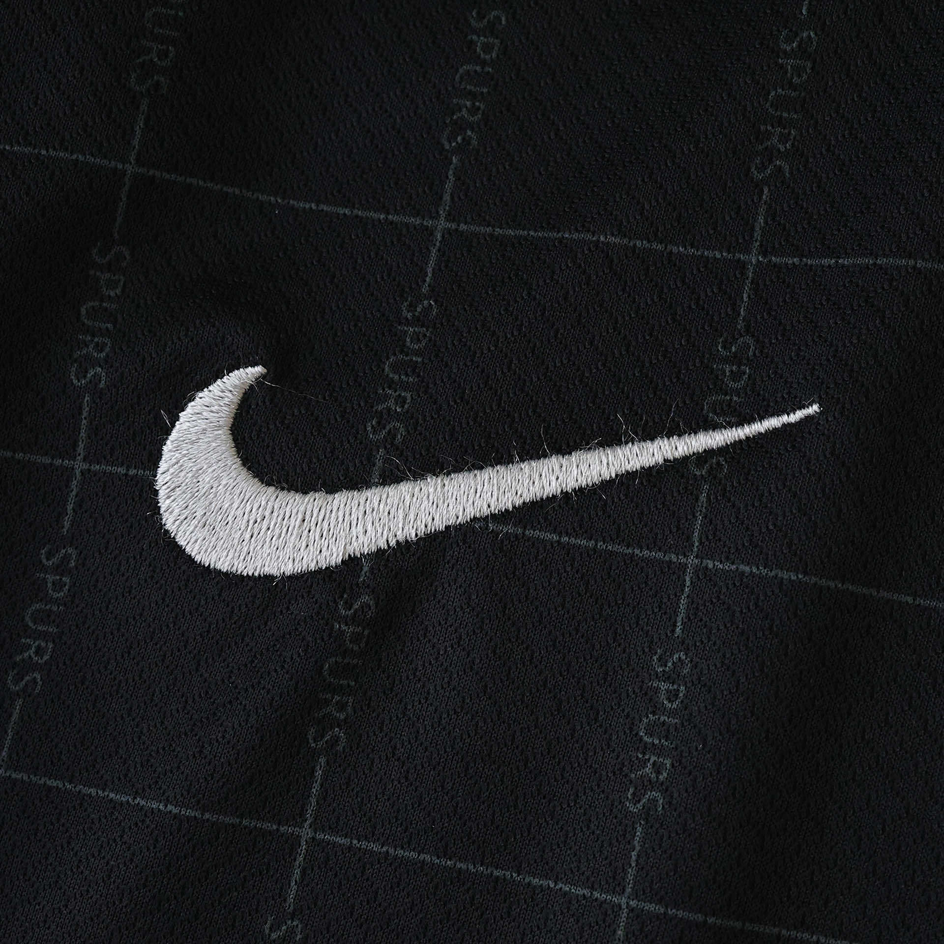 Kit Criança Tottenham alternativo 25/26 14