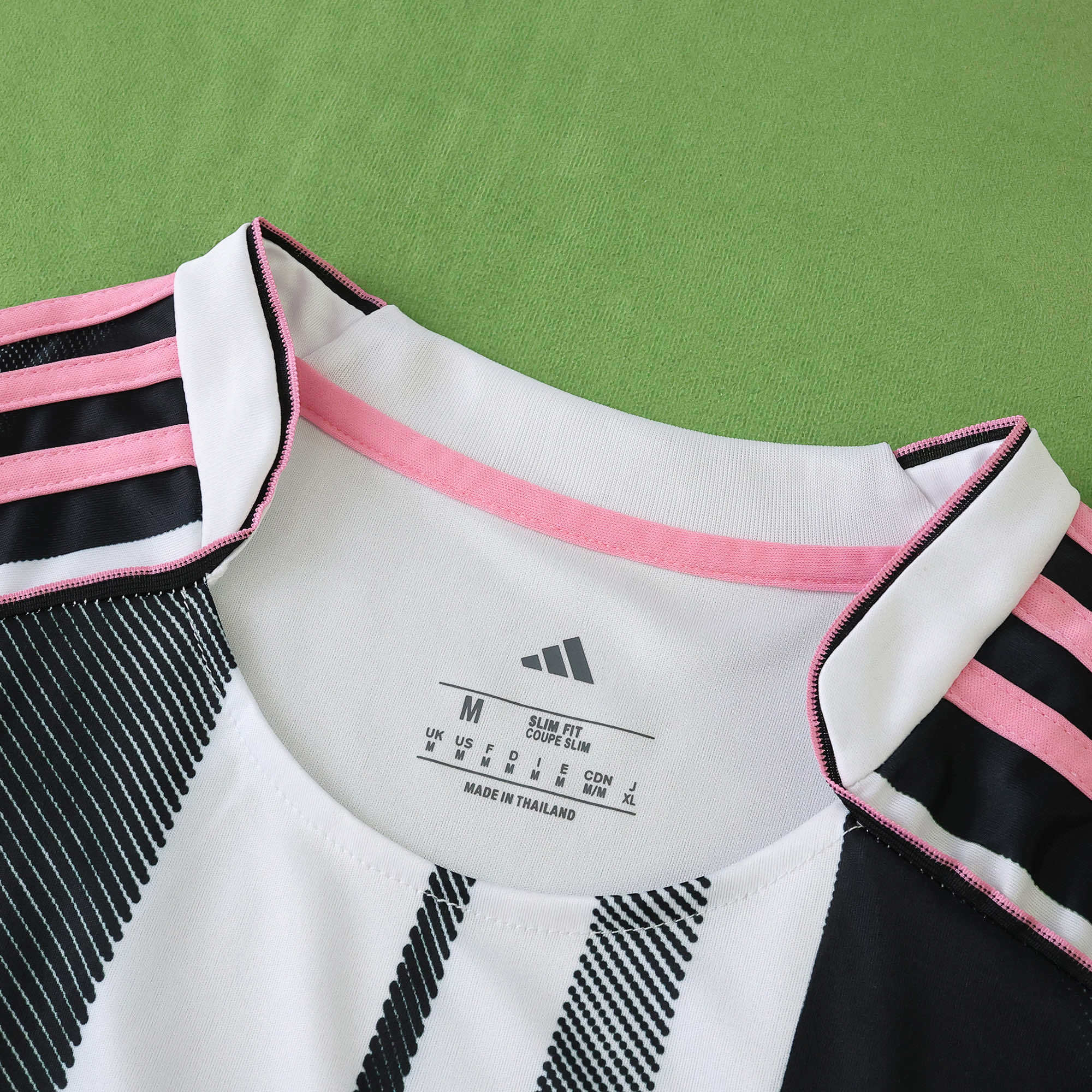 Camisola principal Juventus 25/26 - Versão adepto 6