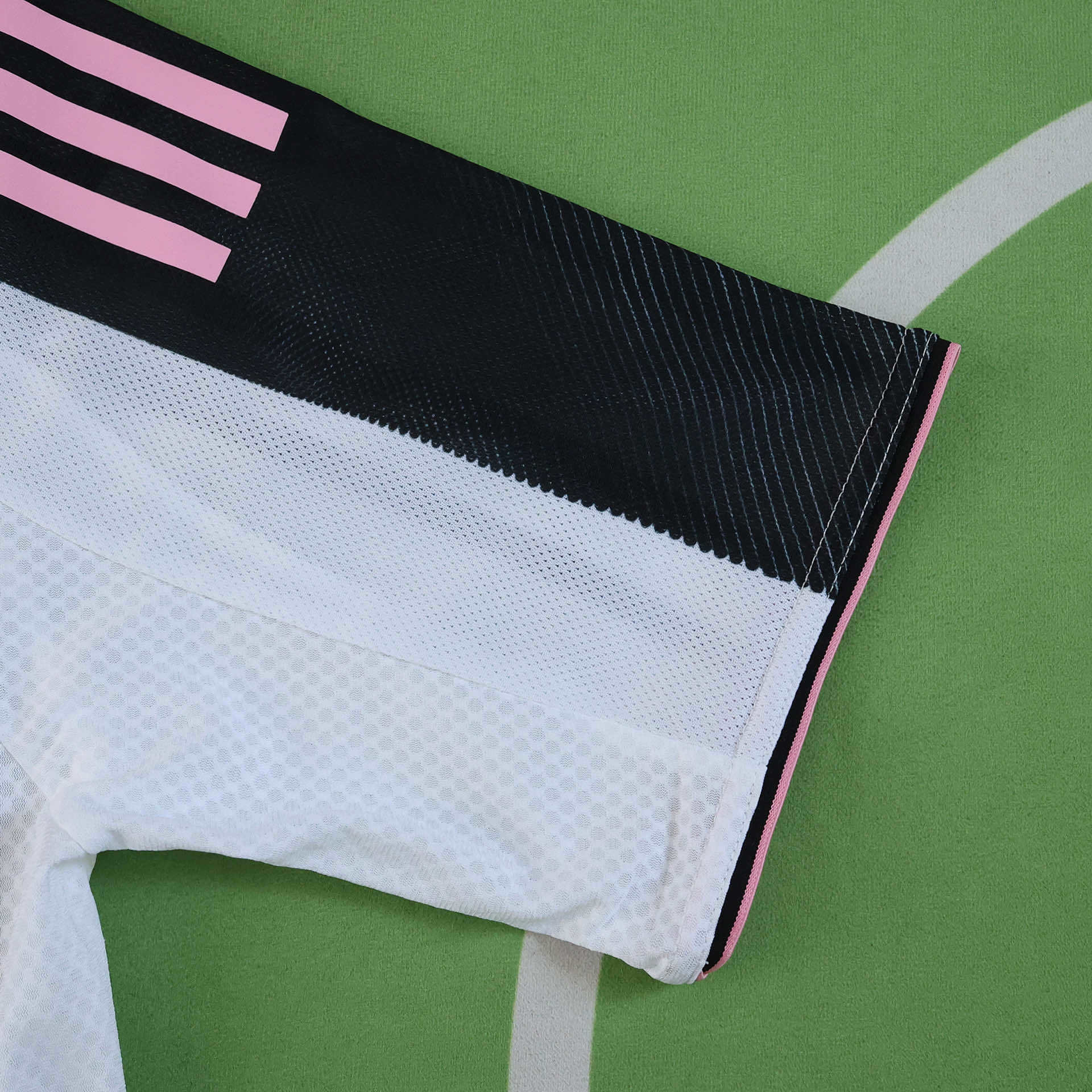 Camisola principal Juventus 25/26 - Versão jogador 8